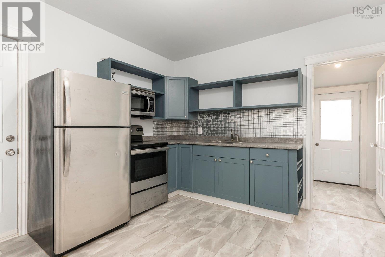 66 Oak Street, Trenton, Nova Scotia  B0K 1X0 - Photo 4 - 202506426