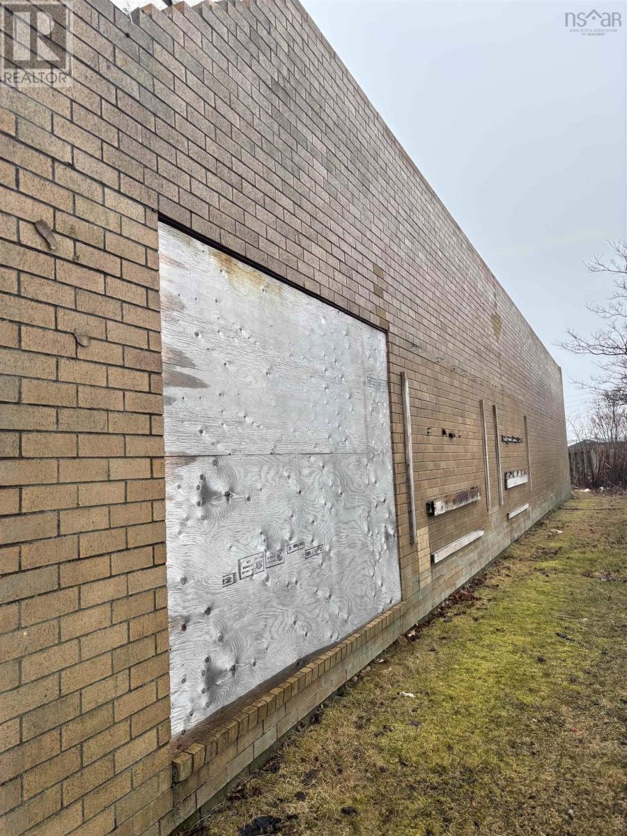 3461 Plummer Avenue, New Waterford, Nova Scotia  B1H 1Y7 - Photo 3 - 202506442