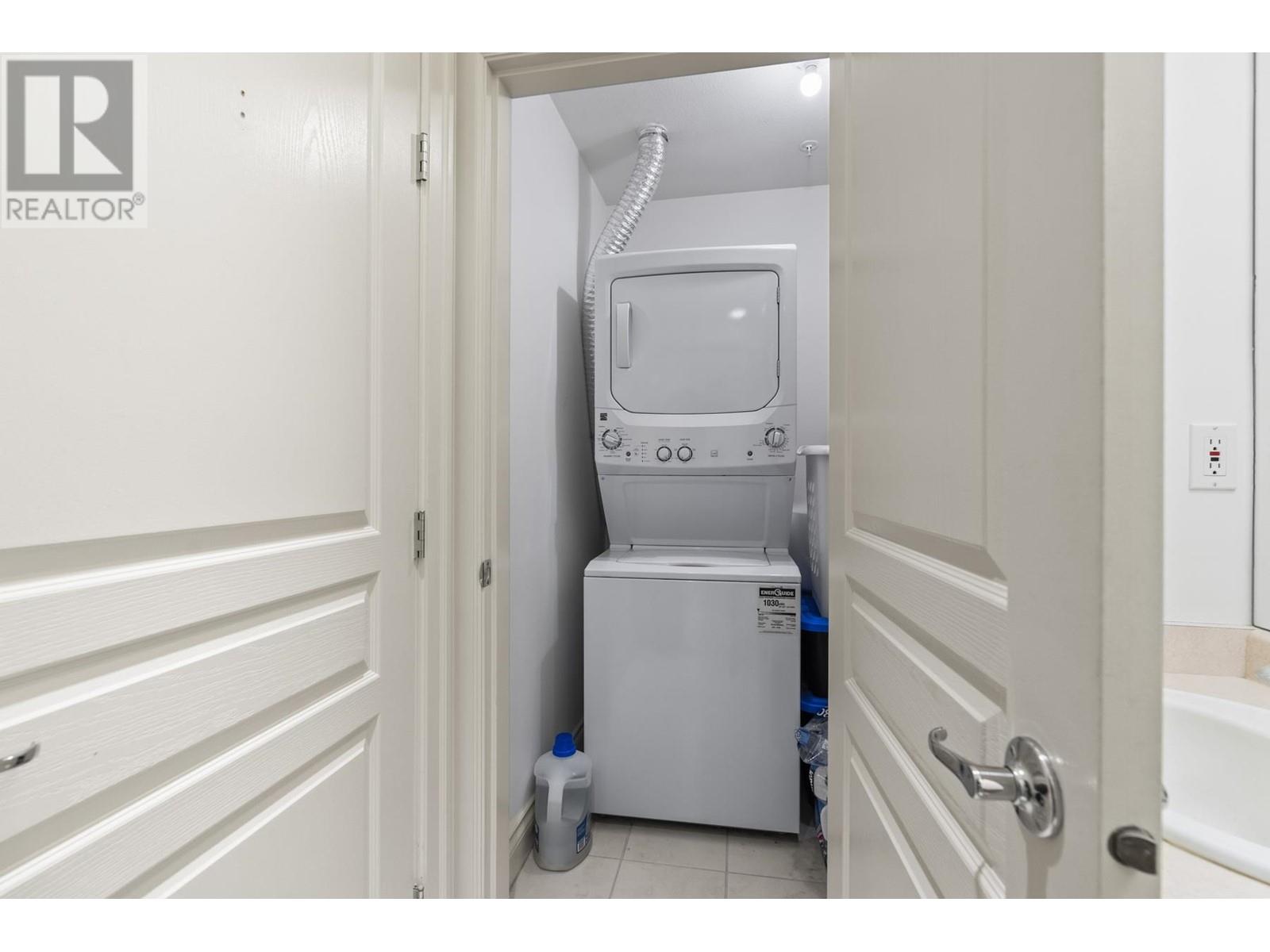 205 1896 Marine Drive, West Vancouver, British Columbia  V7V 1J6 - Photo 15 - R2984360