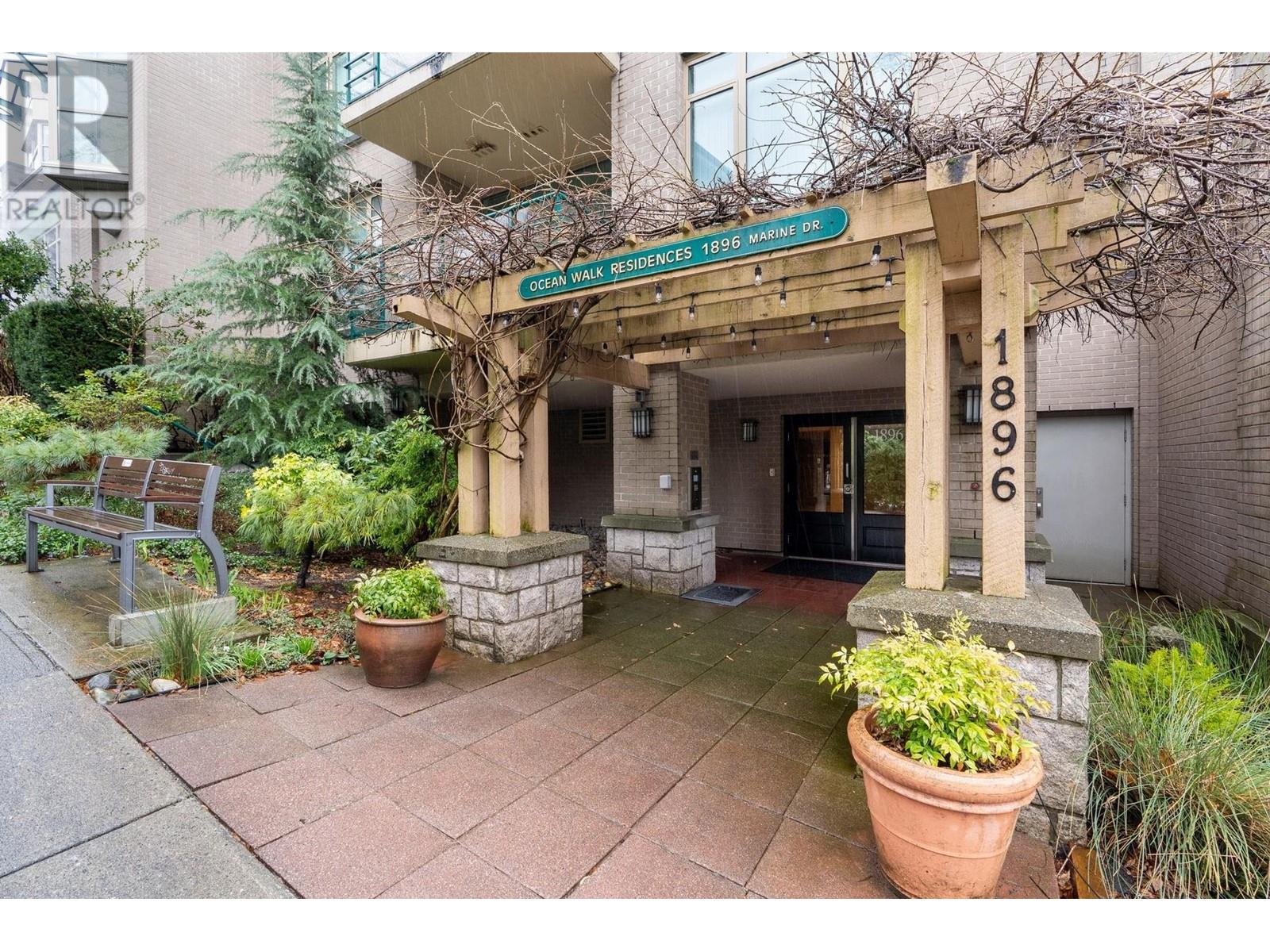 205 1896 Marine Drive, West Vancouver, British Columbia  V7V 1J6 - Photo 1 - R2984360