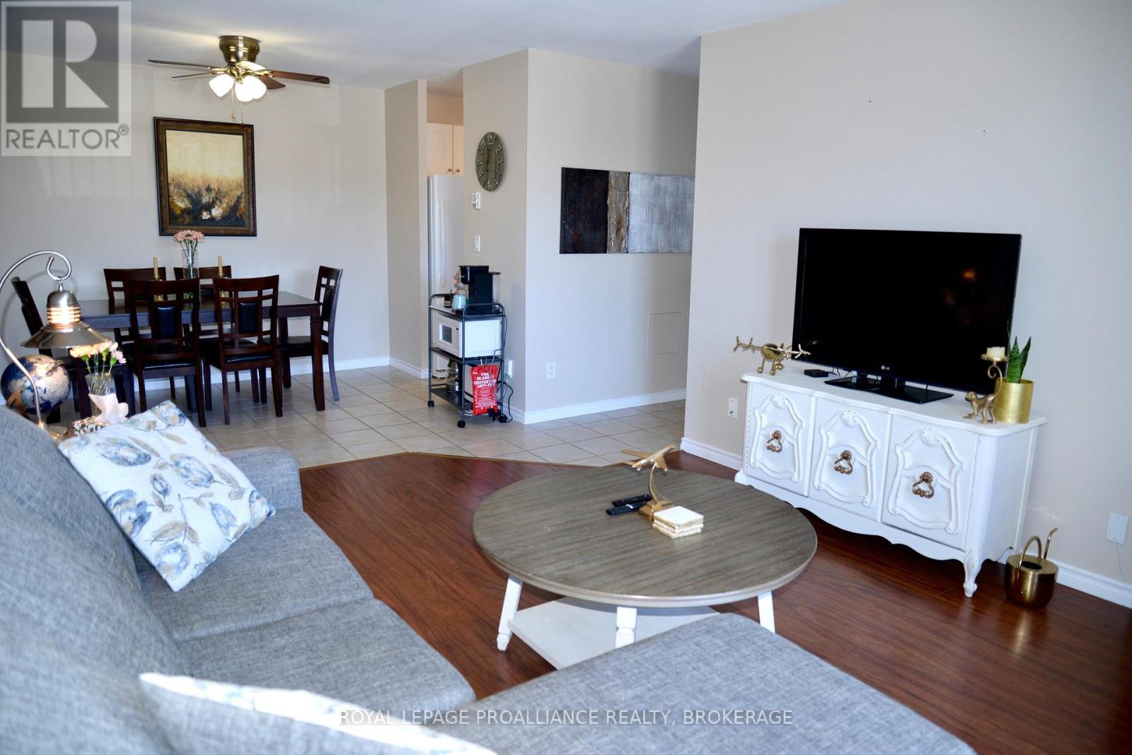 210 - 17 Eldon Hall Place, Kingston, Ontario  K7M 7H5 - Photo 13 - X12054526