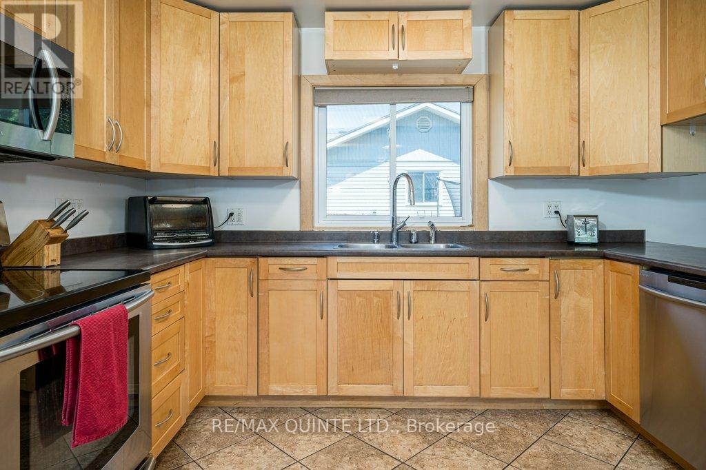 348 River Street W, Tweed, Ontario  K0K 3J0 - Photo 12 - X12054584