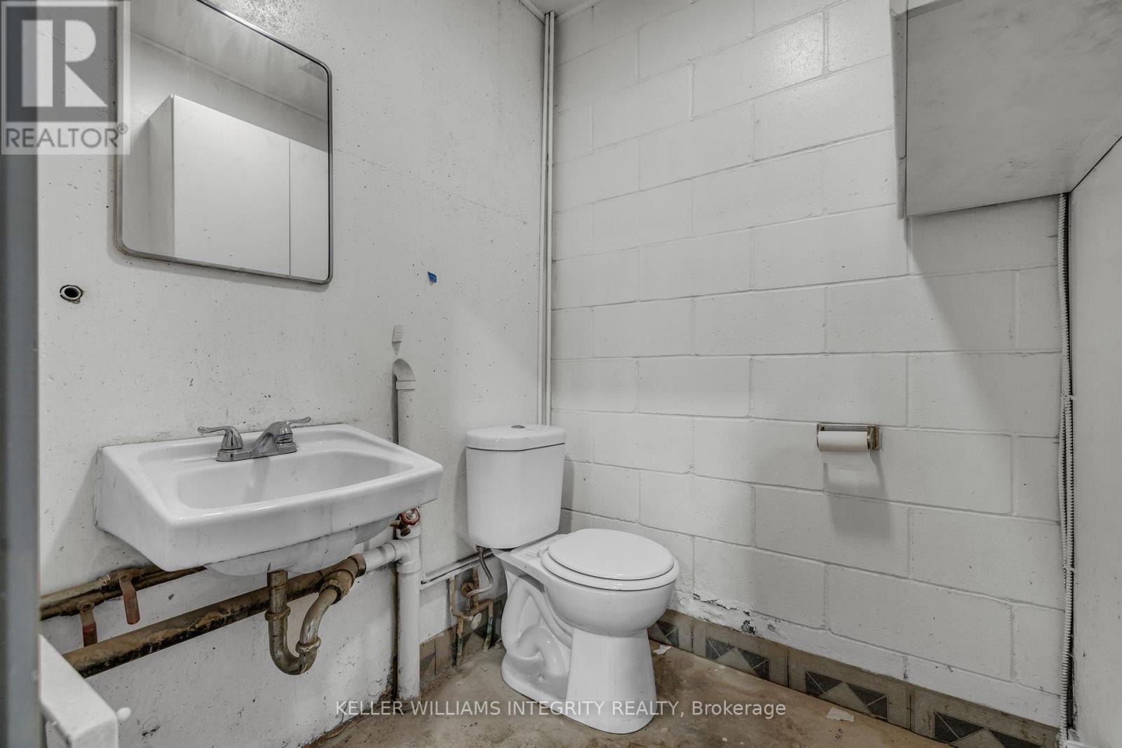 11 - 2655 Blackwell Street, Ottawa, Ontario  K1B 4E4 - Photo 4 - X12054629