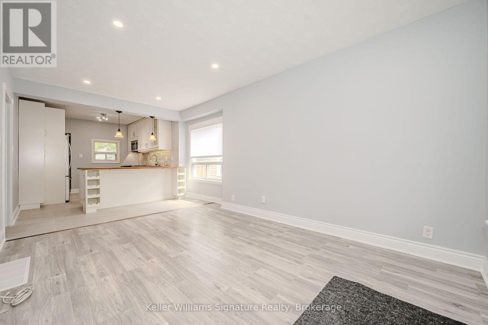 Property at 278 NORMANHURST AVENUE image 4