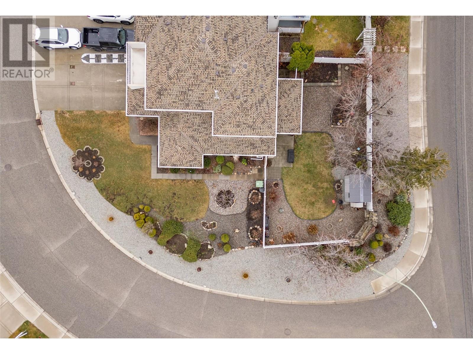 Property at 3820 Glen Canyon Drive image 3