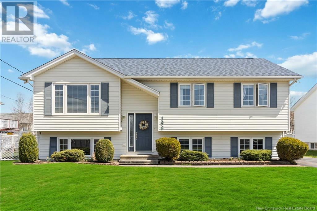 Property at 196 Sunshine Drive image 1