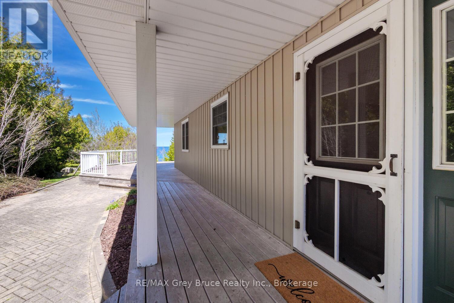 21 Grant Watson Drive, Northern Bruce Peninsula, Ontario  N0H 2R0 - Photo 12 - X12052551
