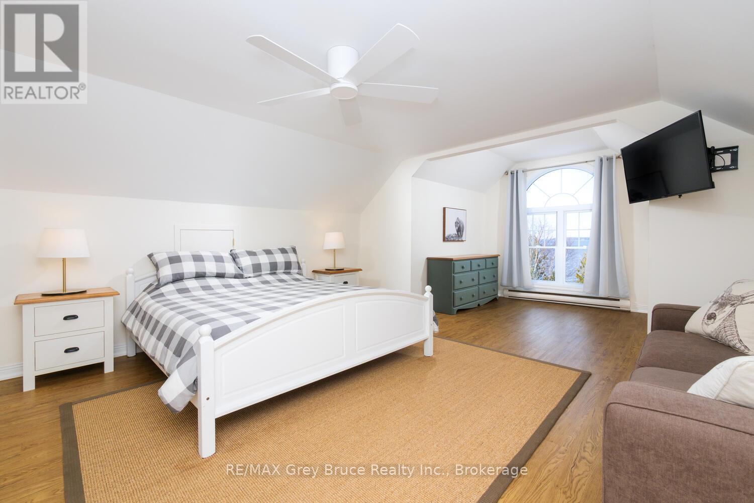 21 Grant Watson Drive, Northern Bruce Peninsula, Ontario  N0H 2R0 - Photo 24 - X12052551
