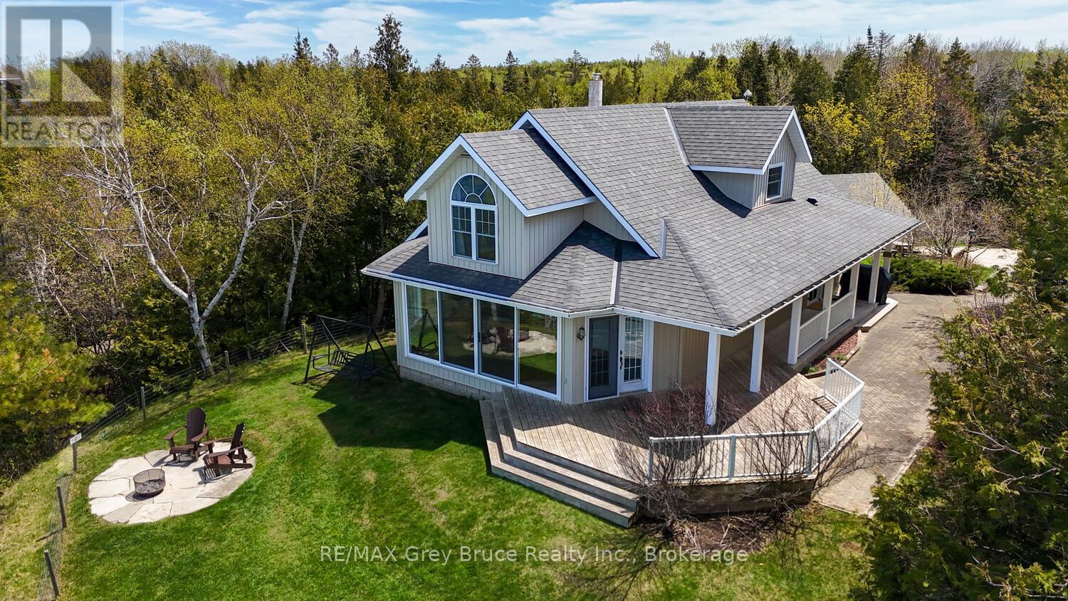 21 Grant Watson Drive, Northern Bruce Peninsula, Ontario  N0H 2R0 - Photo 44 - X12052551