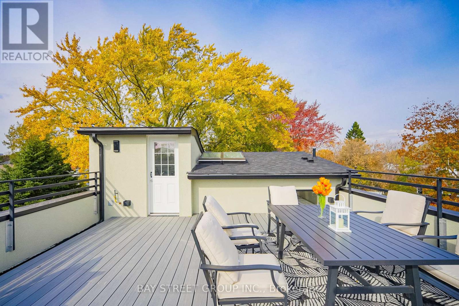 Property at 850 COSBURN AVENUE image 4