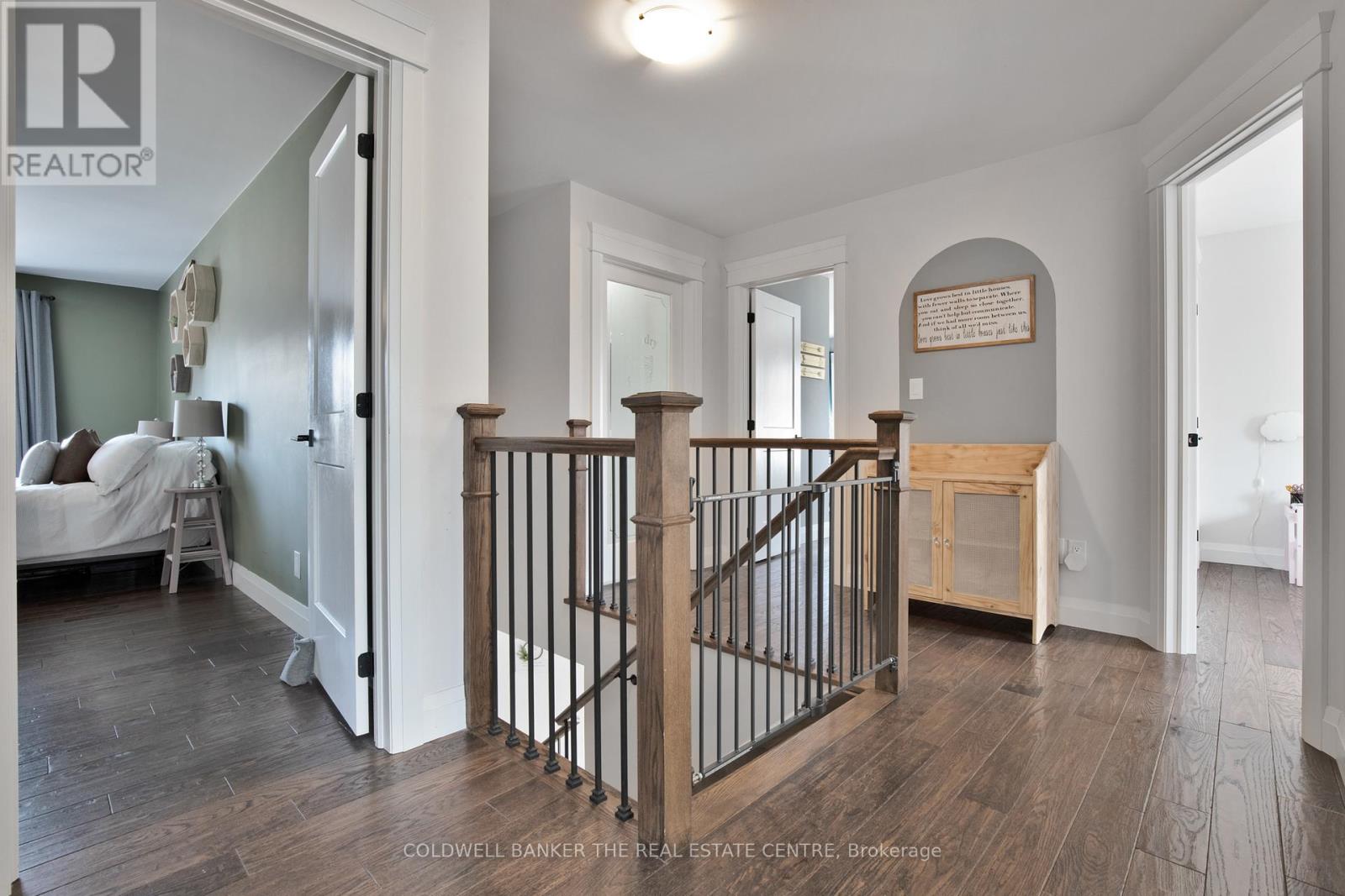 202 Clarence Street, Clearview, Ontario  L4N 1B9 - Photo 24 - S12054589