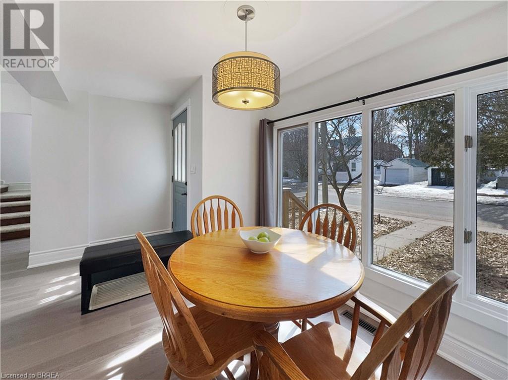 Property at 575 GEORGE Street image 4