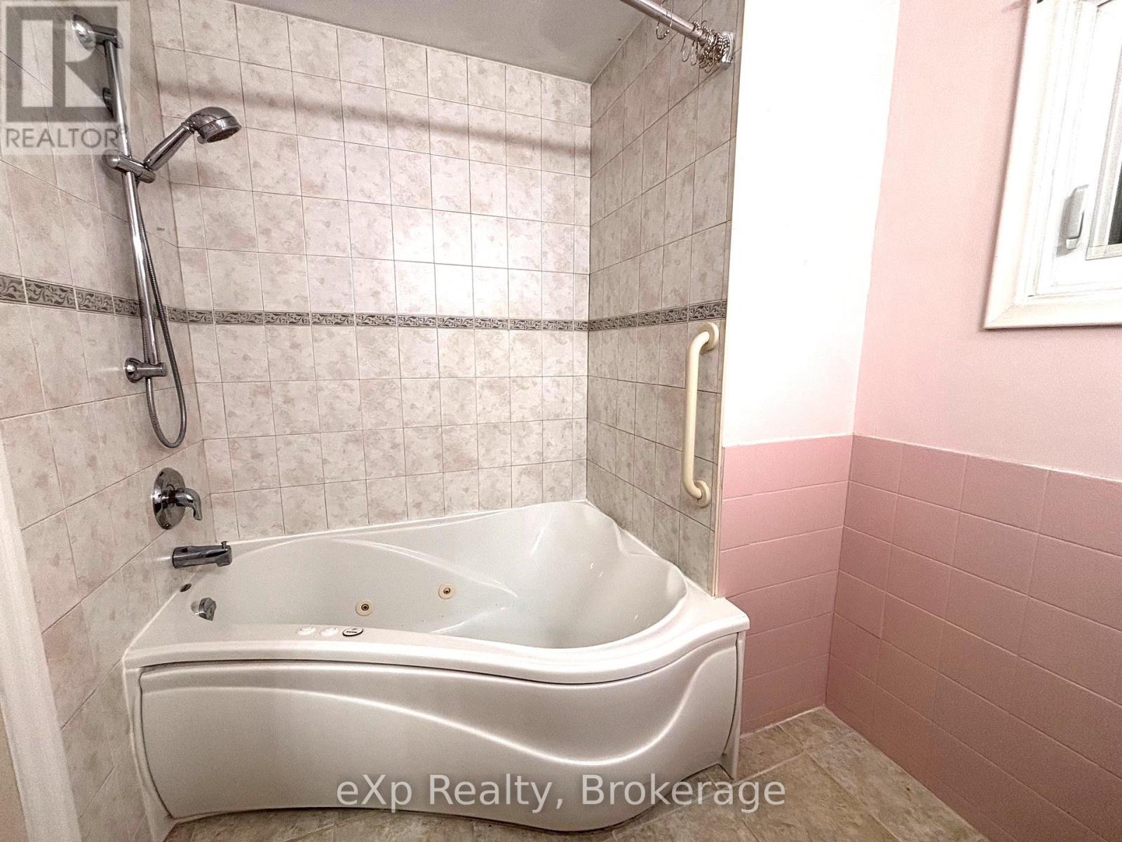 11 Elizabeth Street, Brockton, Ontario  N0G 2V0 - Photo 16 - X12007286