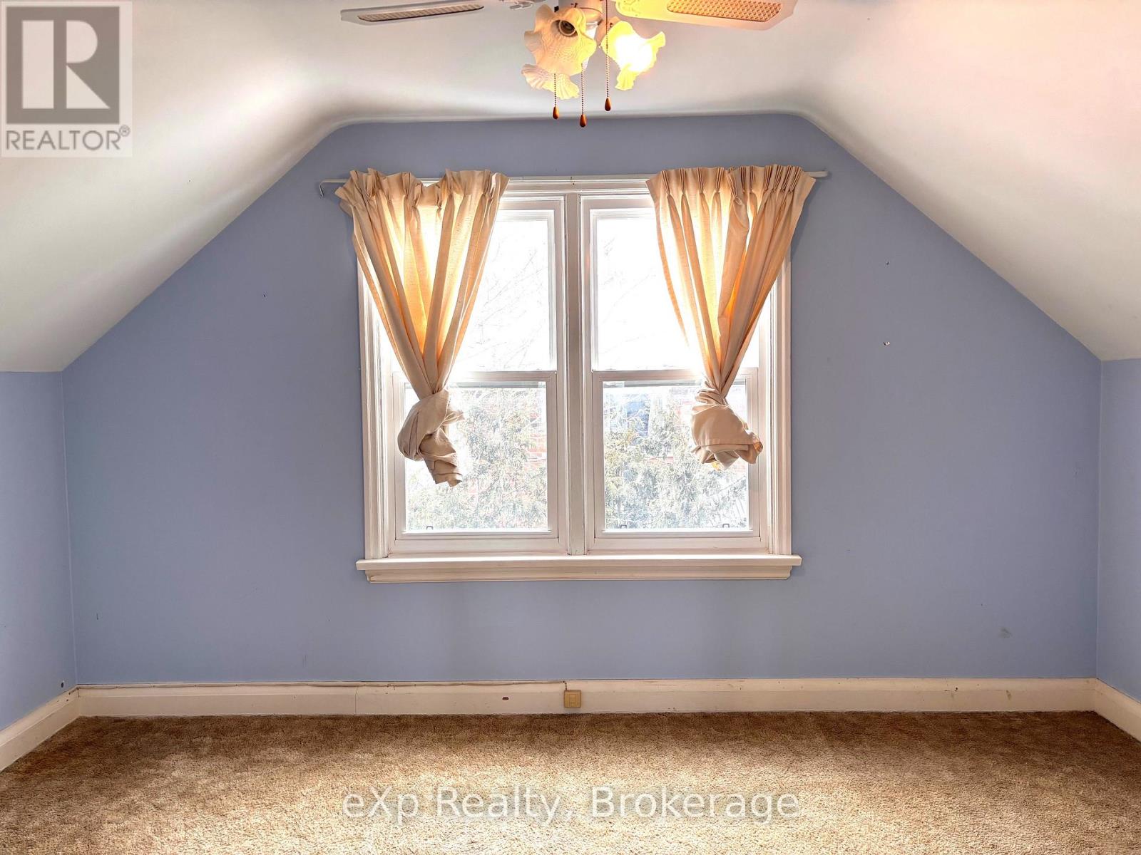 11 Elizabeth Street, Brockton, Ontario  N0G 2V0 - Photo 19 - X12007286