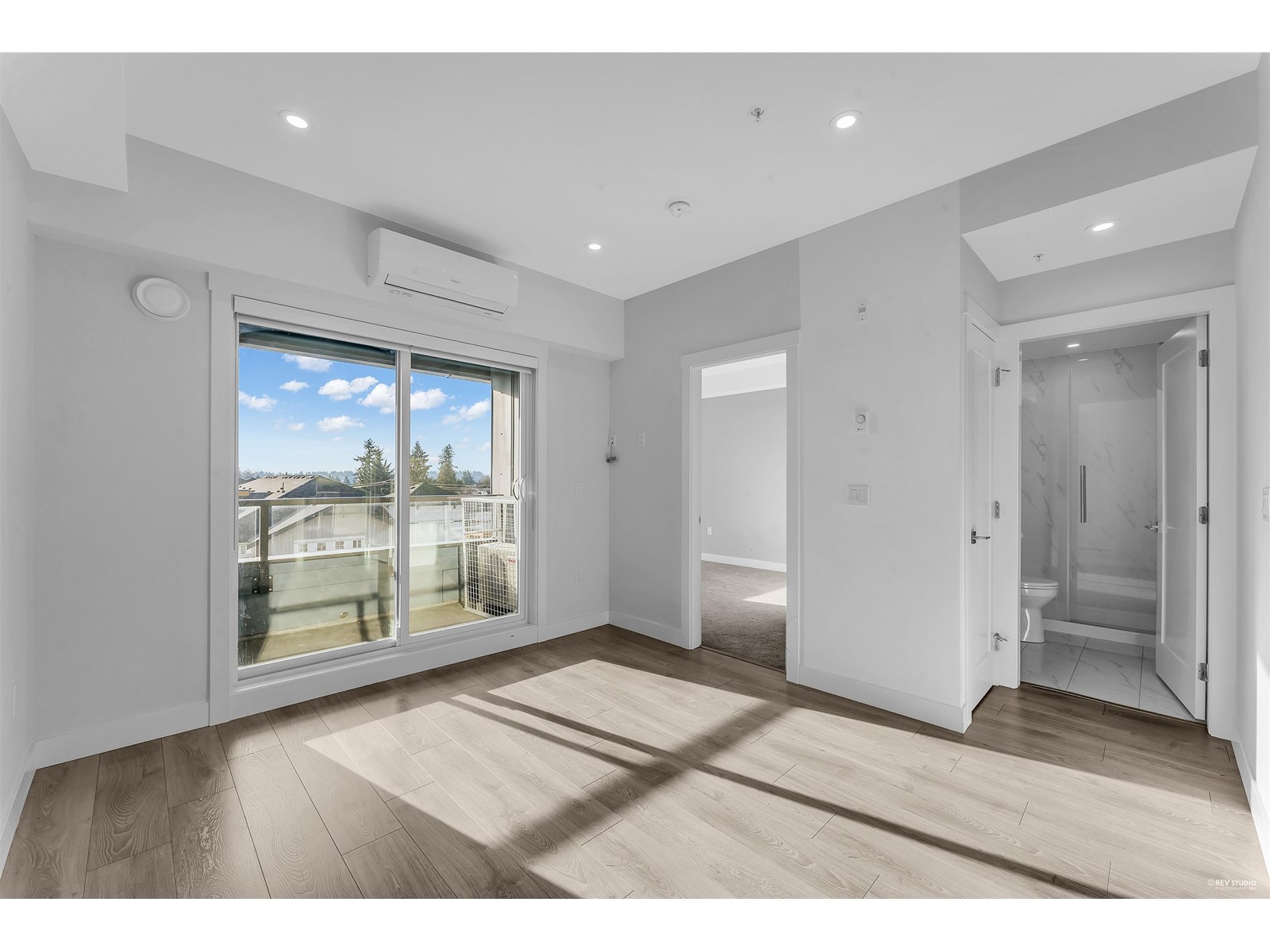 406 14438 72 Avenue, Surrey, British Columbia  V3S 0B6 - Photo 8 - R2984293