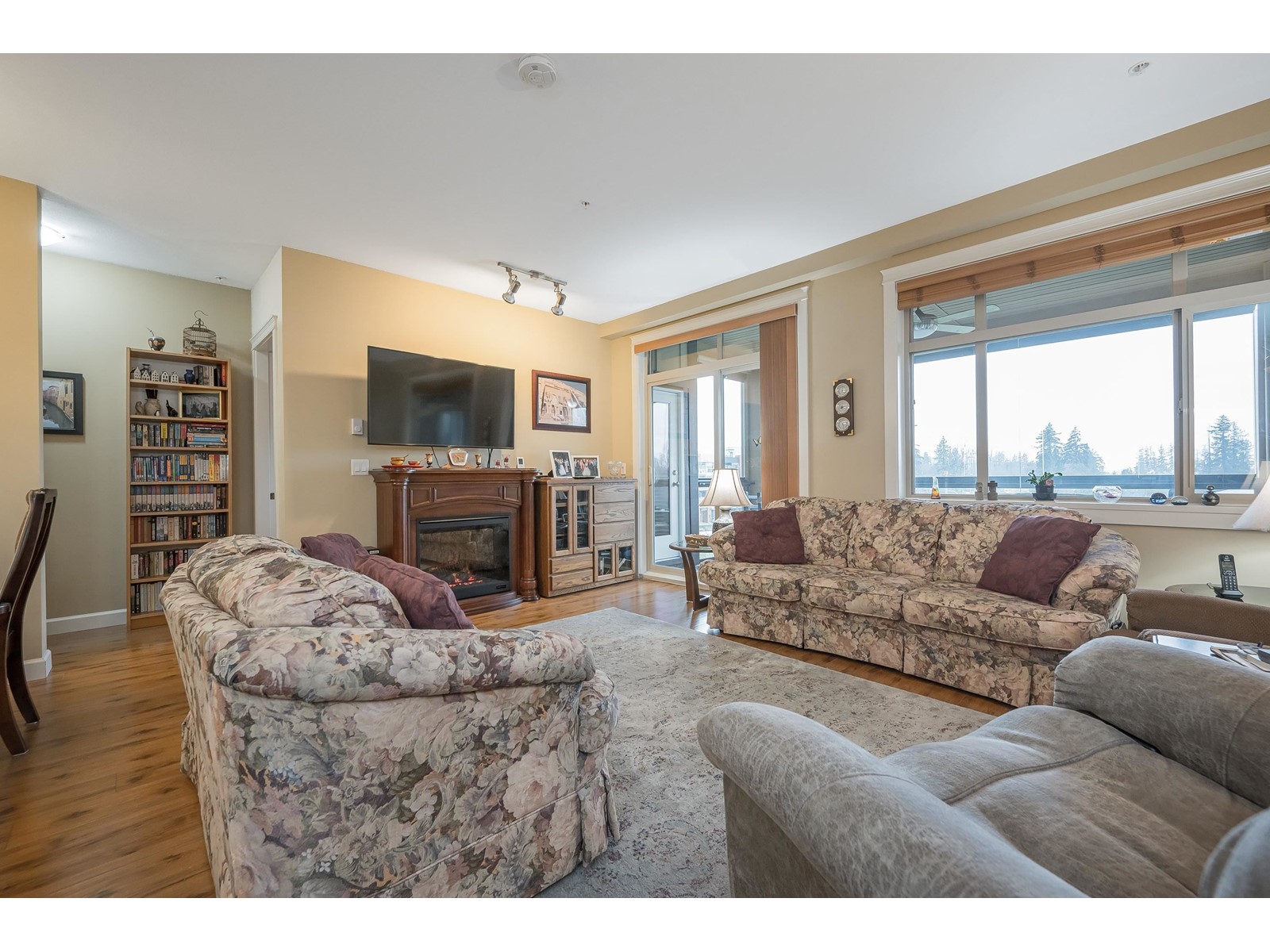 408 8067 207 Street, Langley, British Columbia  V2Y 0N9 - Photo 3 - R2984266