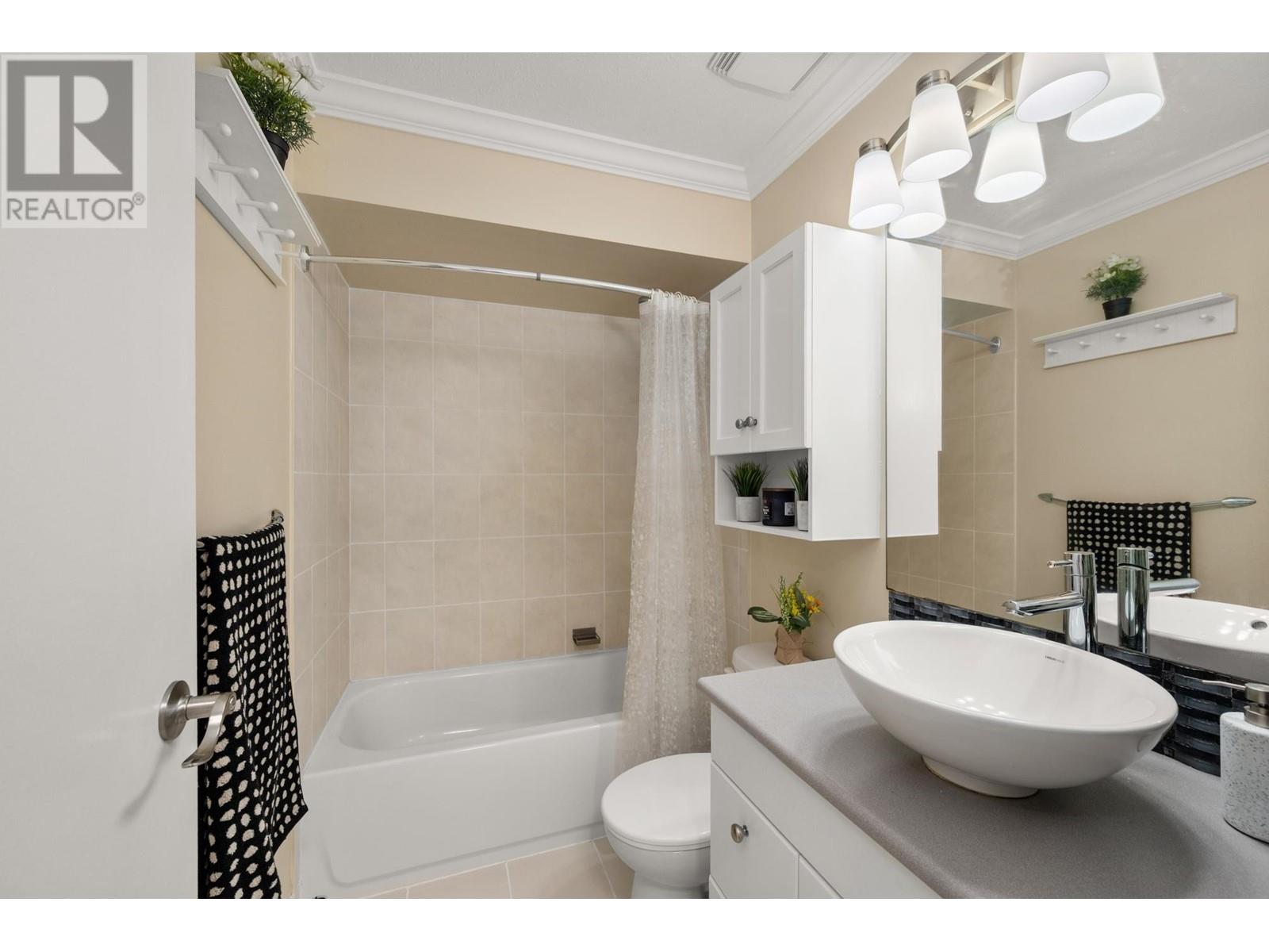 3062 Smith Avenue, Burnaby, British Columbia  V5G 4M6 - Photo 16 - R2983922