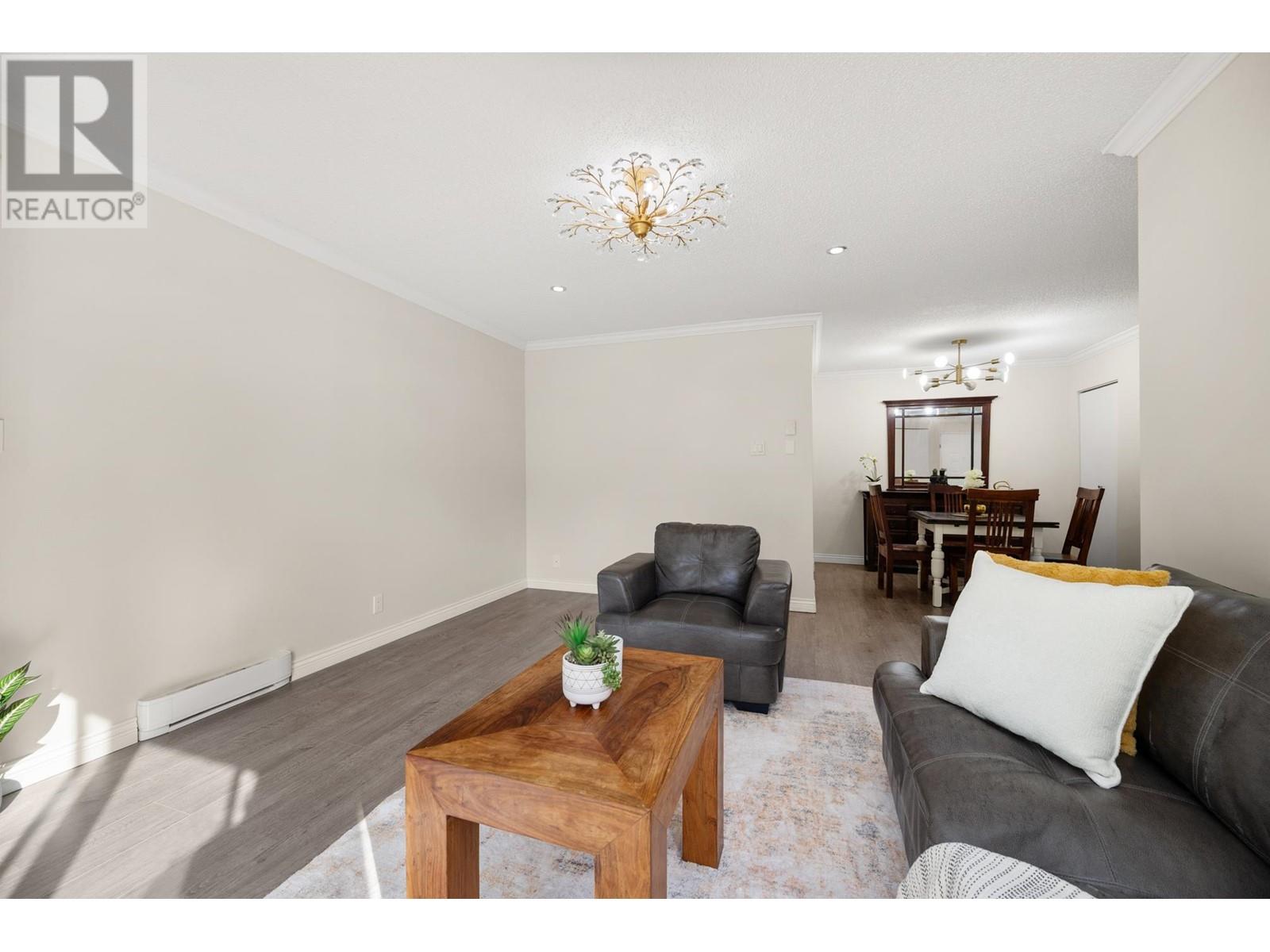 3062 Smith Avenue, Burnaby, British Columbia  V5G 4M6 - Photo 3 - R2983922