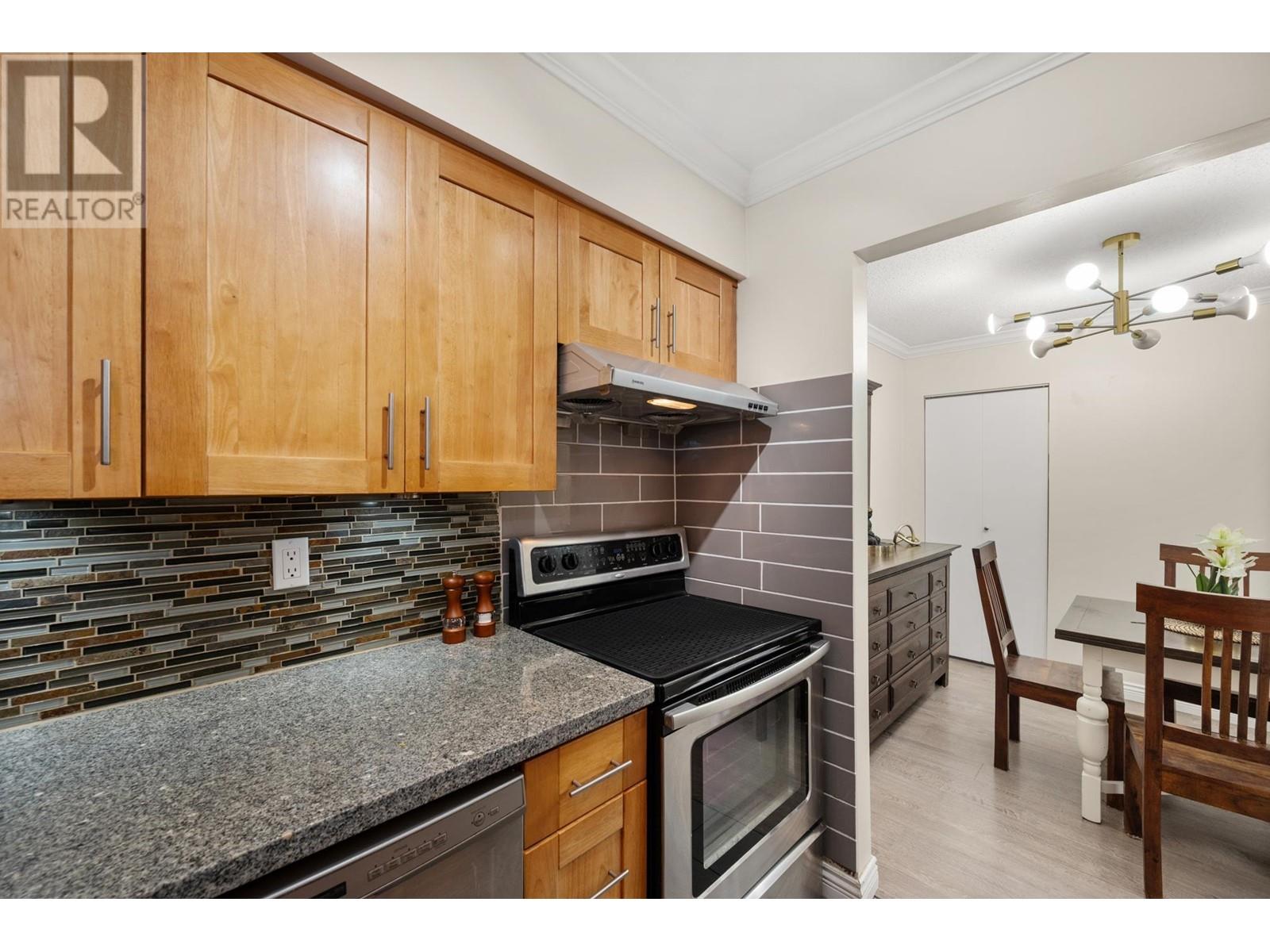 3062 Smith Avenue, Burnaby, British Columbia  V5G 4M6 - Photo 10 - R2983922