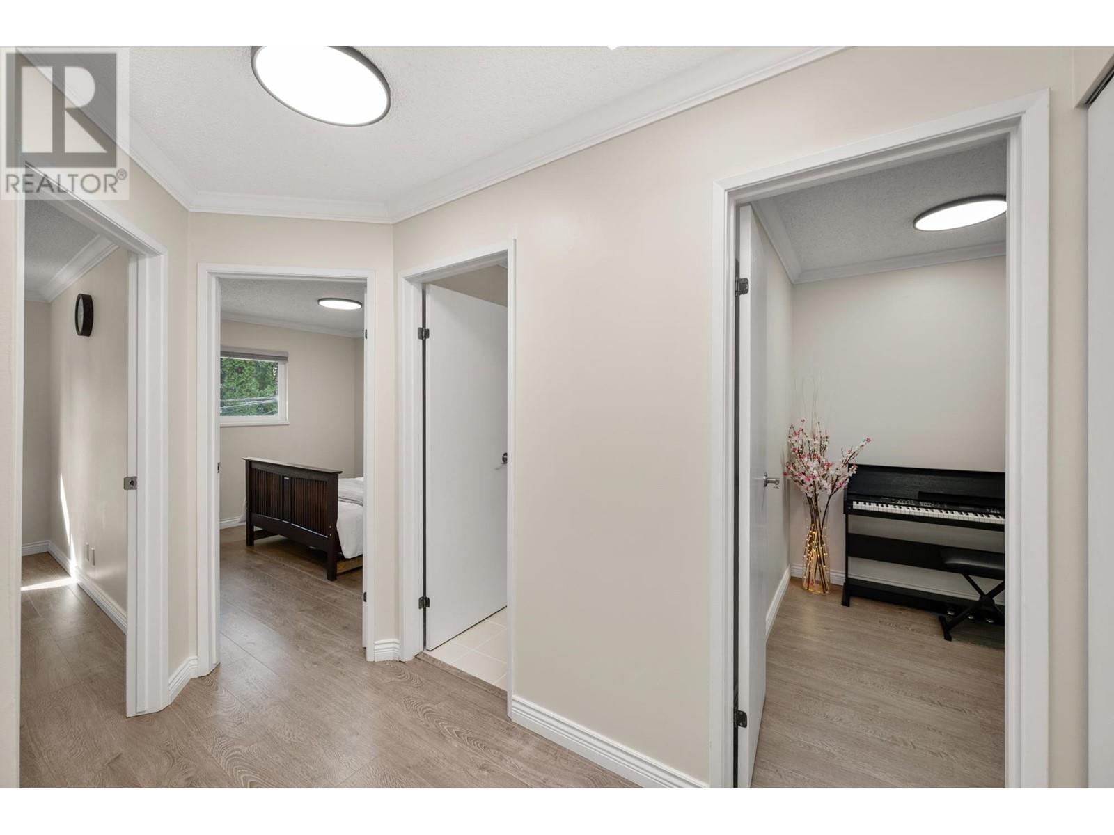 3062 Smith Avenue, Burnaby, British Columbia  V5G 4M6 - Photo 18 - R2983922