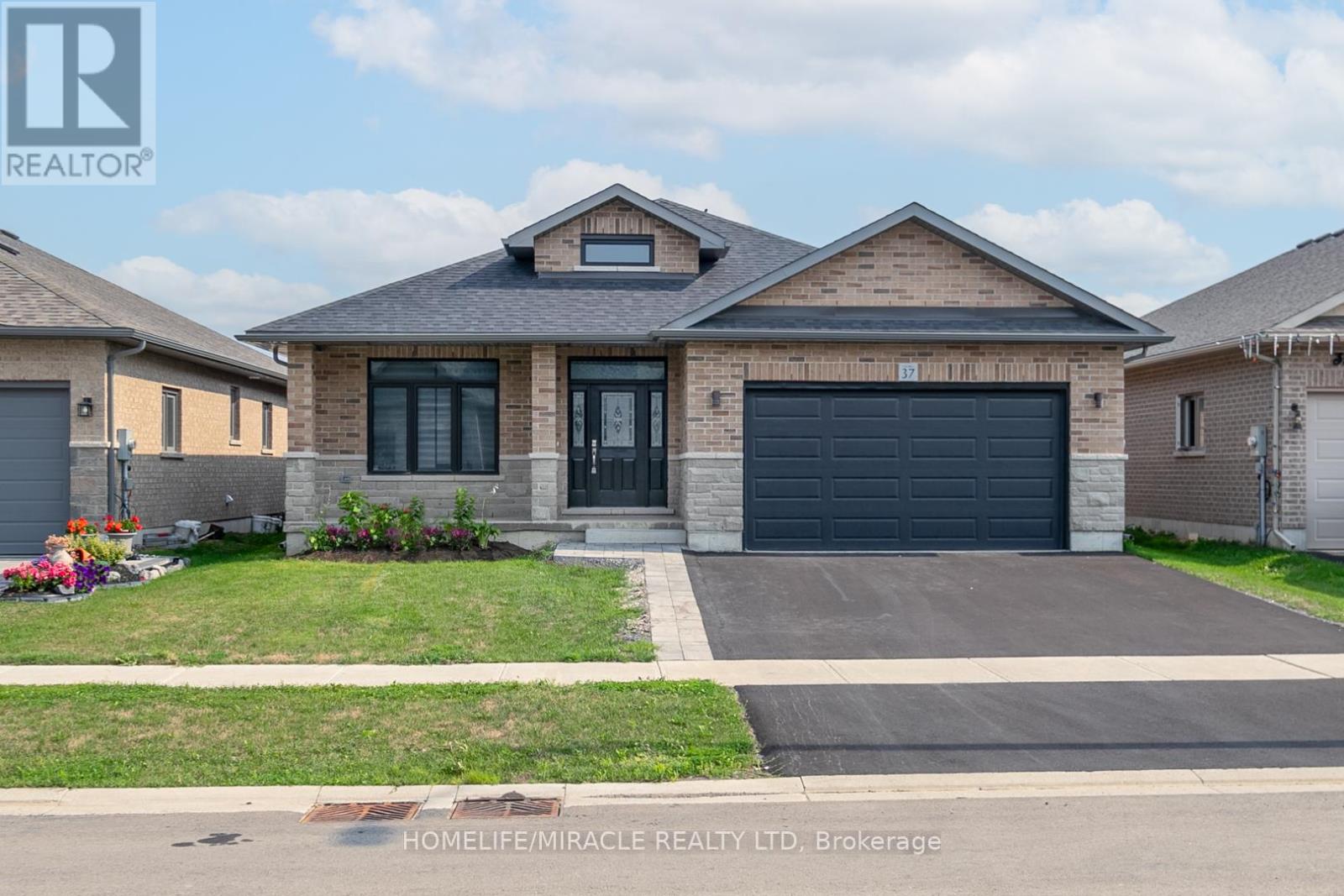 Property at 37 WIMS WAY image 1