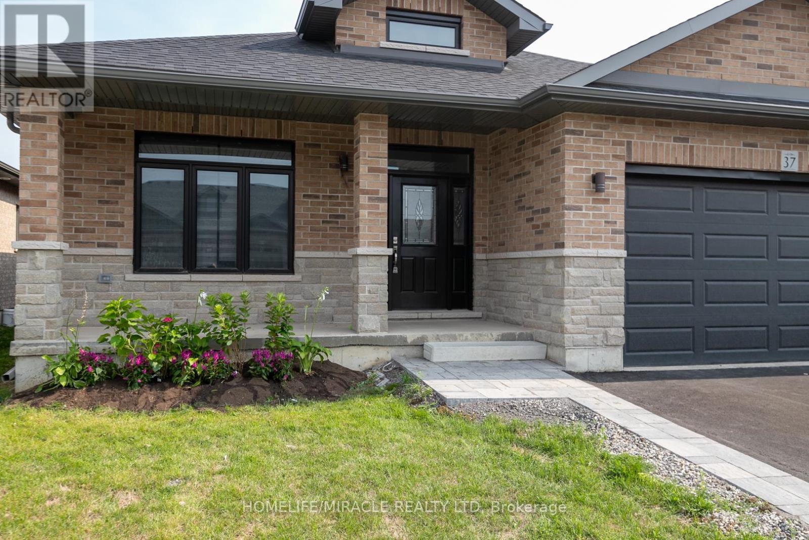 Property at 37 WIMS WAY image 2
