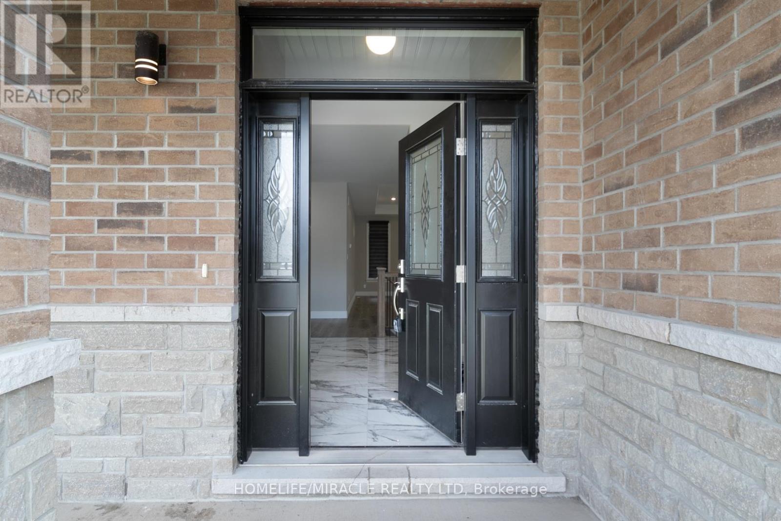 Property at 37 WIMS WAY image 3