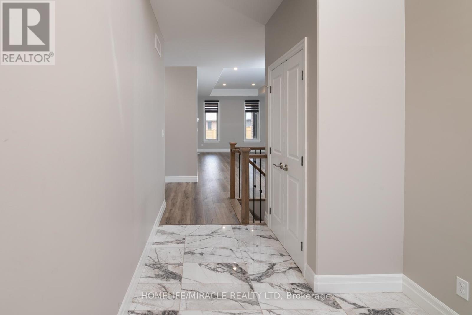 Property at 37 WIMS WAY image 4