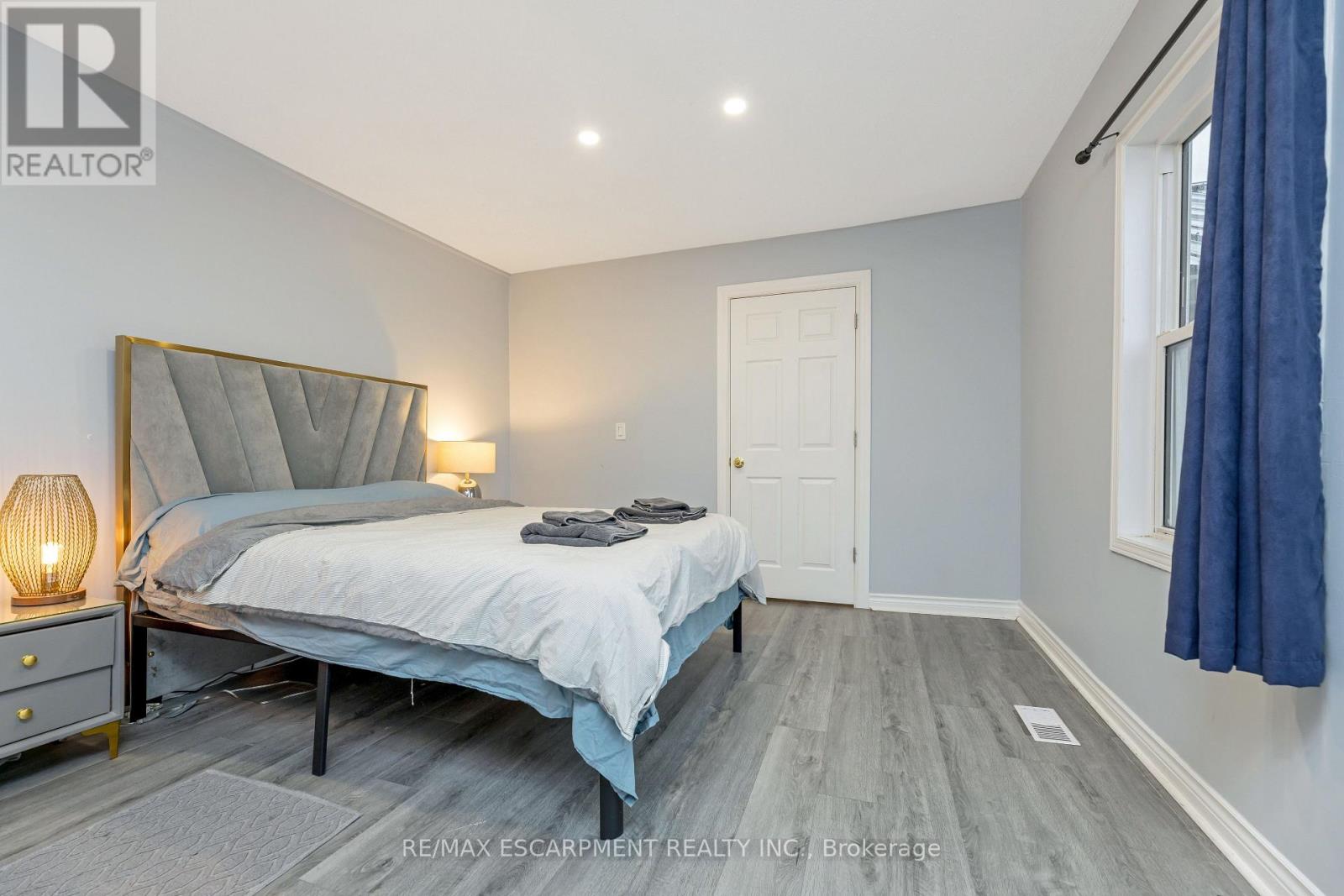 1 Mohawk Line, Haldimand (Dunnville), Ontario  N0A 1P0 - Photo 22 - X12054614