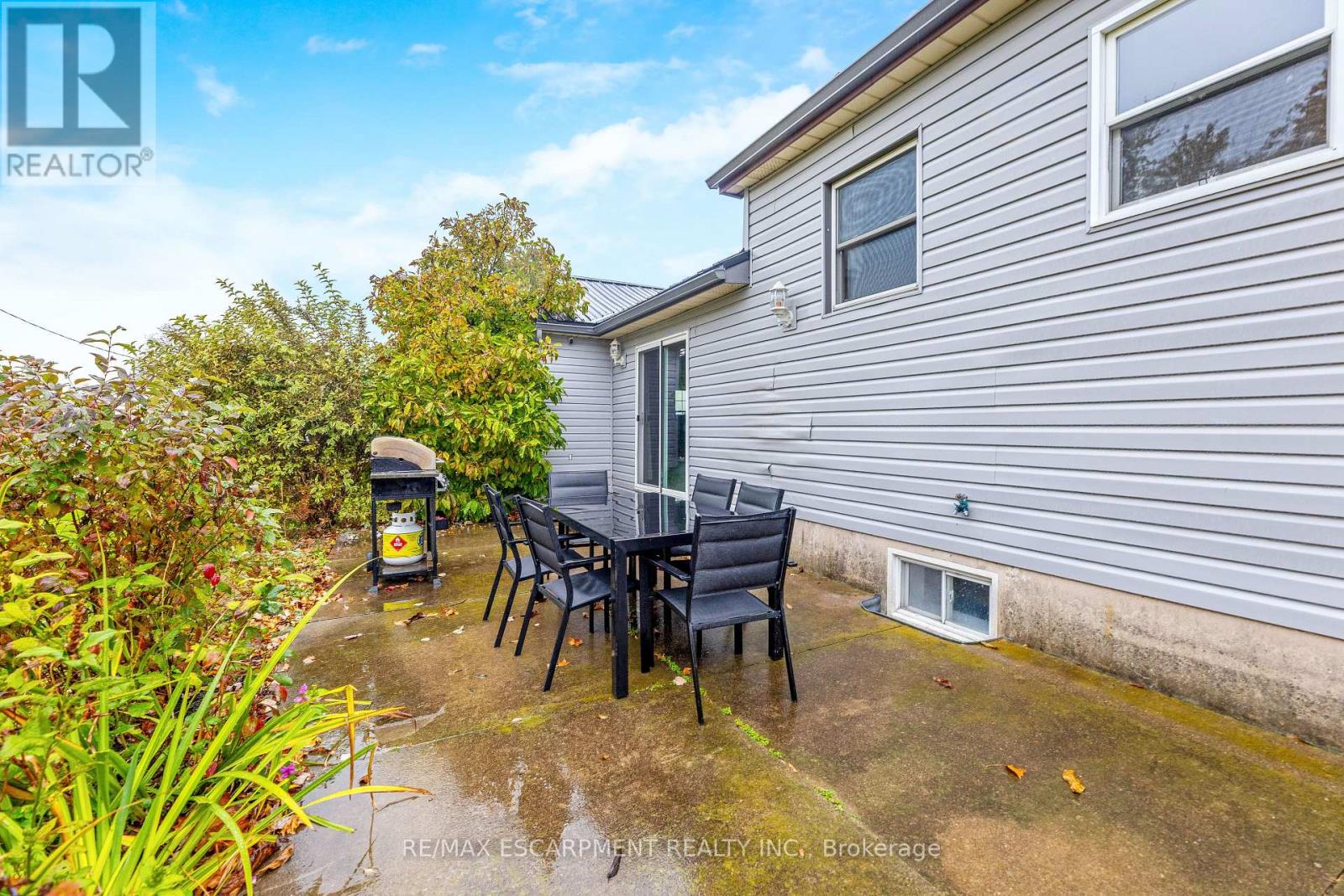 1 Mohawk Line, Haldimand (Dunnville), Ontario  N0A 1P0 - Photo 32 - X12054614