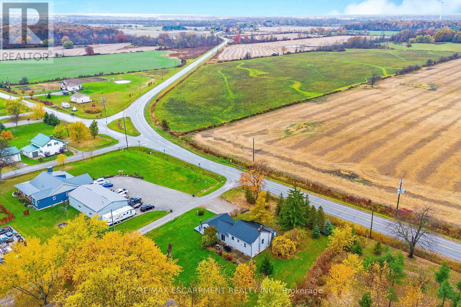 1 Mohawk Line, Haldimand (Dunnville), Ontario  N0A 1P0 - Photo 41 - X12054614