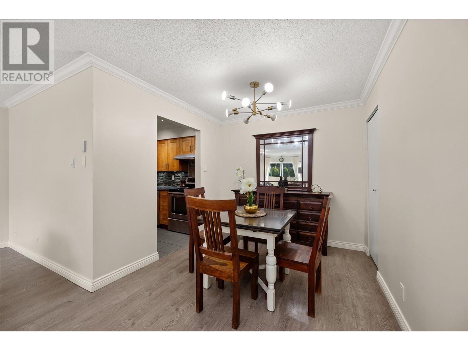 3062 Smith Avenue, Burnaby, British Columbia  V5G 4M6 - Photo 6 - R2983922