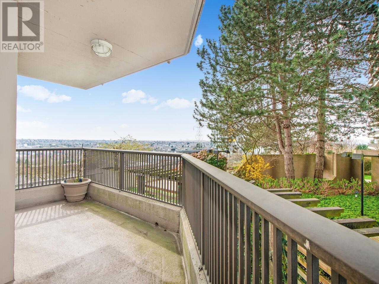 204 3760 Albert Street, Burnaby, British Columbia  V5C 5Y8 - Photo 4 - R2984531