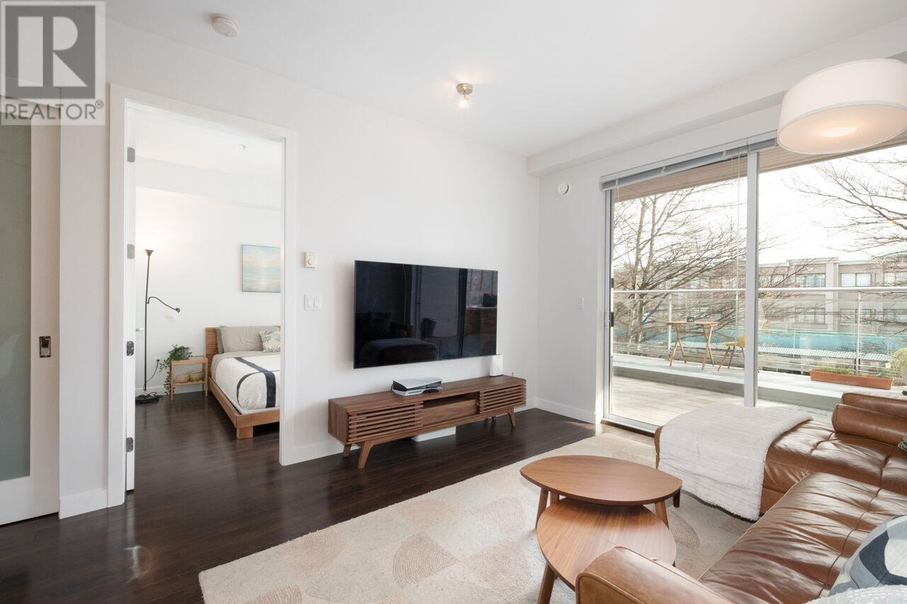 212 3333 MAIN STREET, vancouver, British Columbia