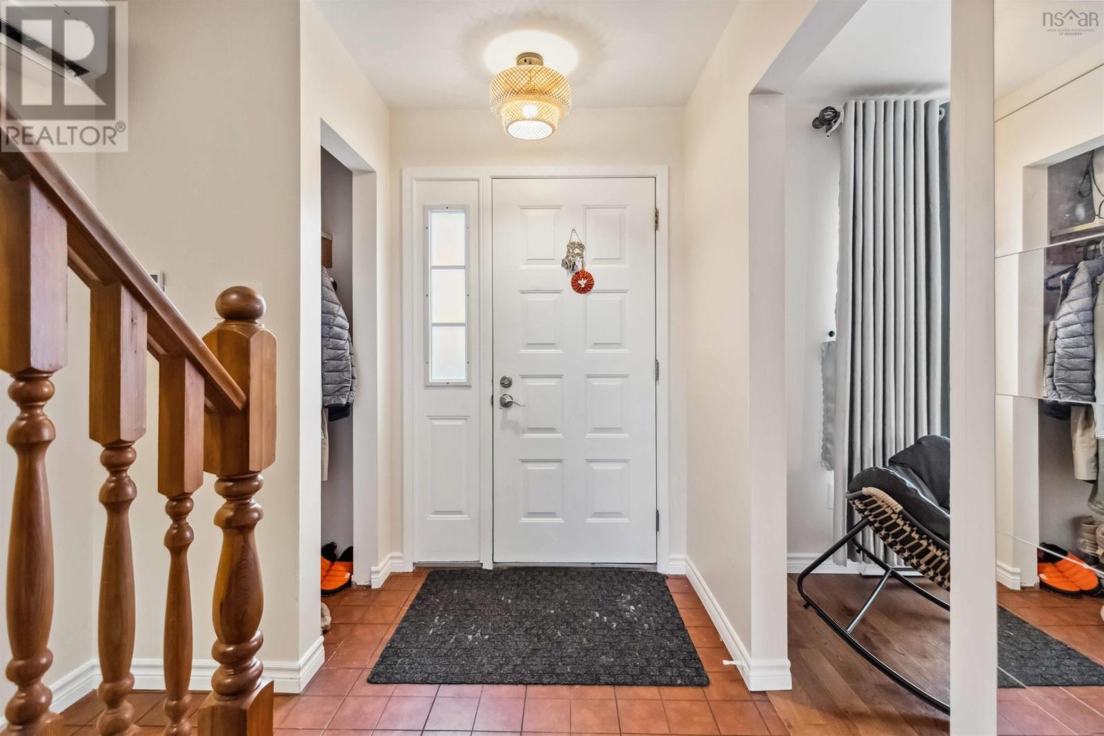 47 Regal Road, Dartmouth, Nova Scotia  B2W 4E9 - Photo 3 - 202506449