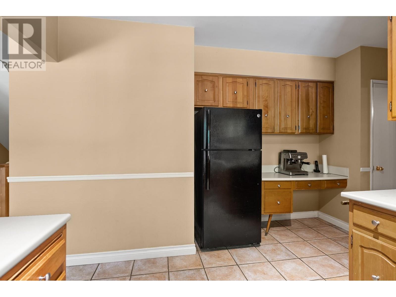 3 Halss Crescent, Vancouver, British Columbia  V6N 3N3 - Photo 15 - R2984504