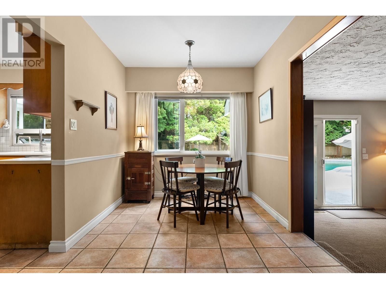3 Halss Crescent, Vancouver, British Columbia  V6N 3N3 - Photo 16 - R2984504