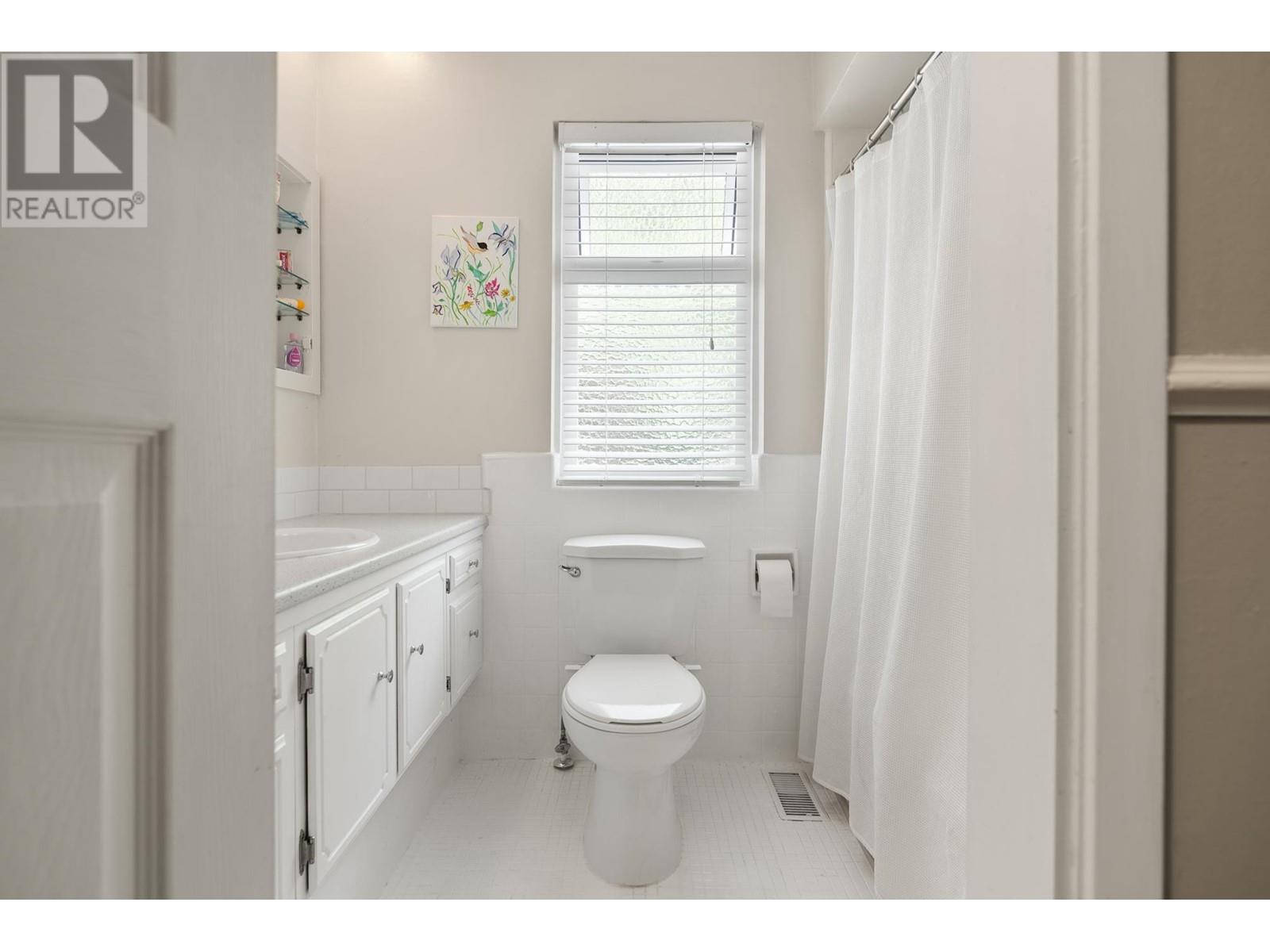 3 Halss Crescent, Vancouver, British Columbia  V6N 3N3 - Photo 26 - R2984504