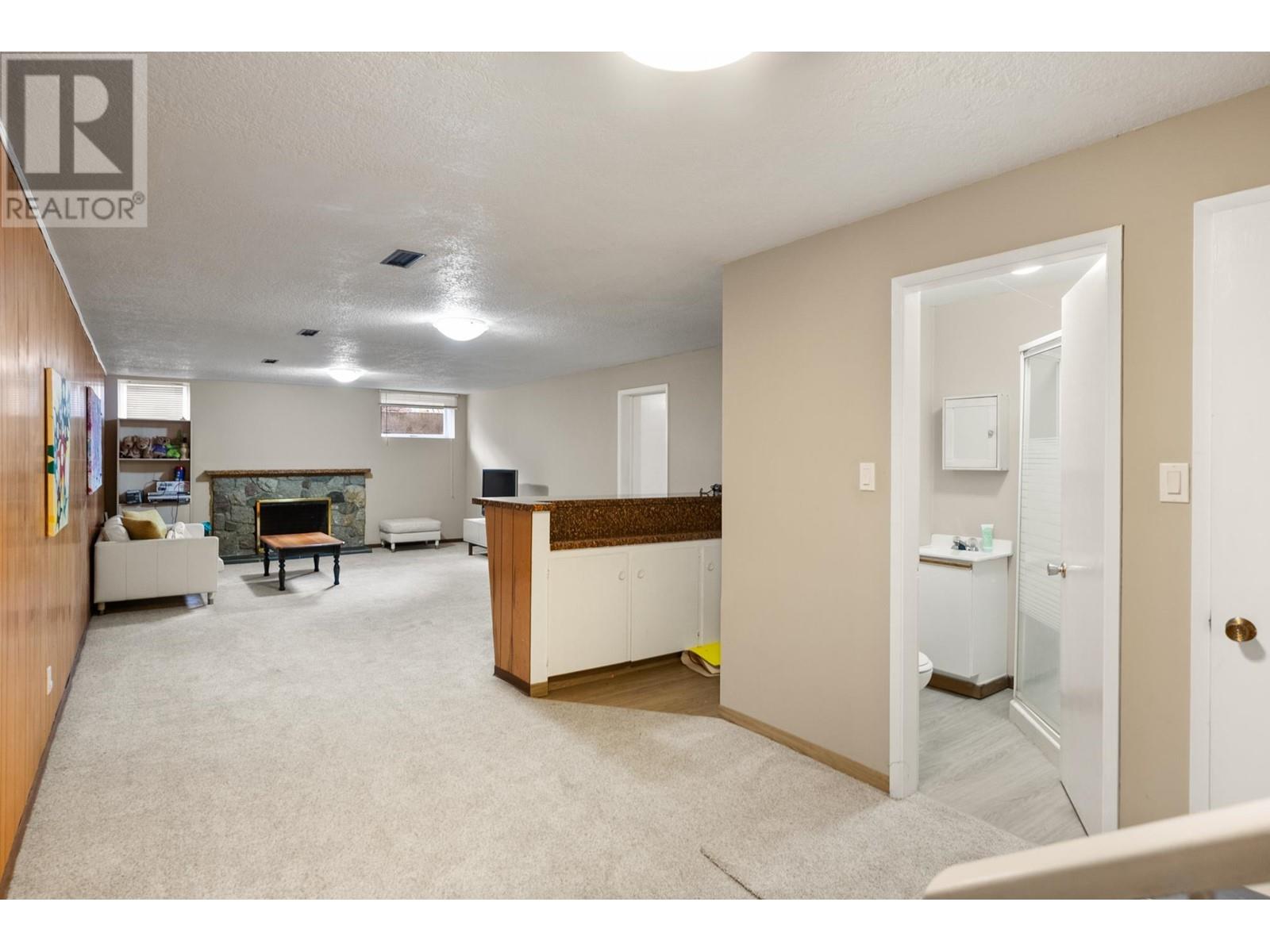 3 Halss Crescent, Vancouver, British Columbia  V6N 3N3 - Photo 31 - R2984504