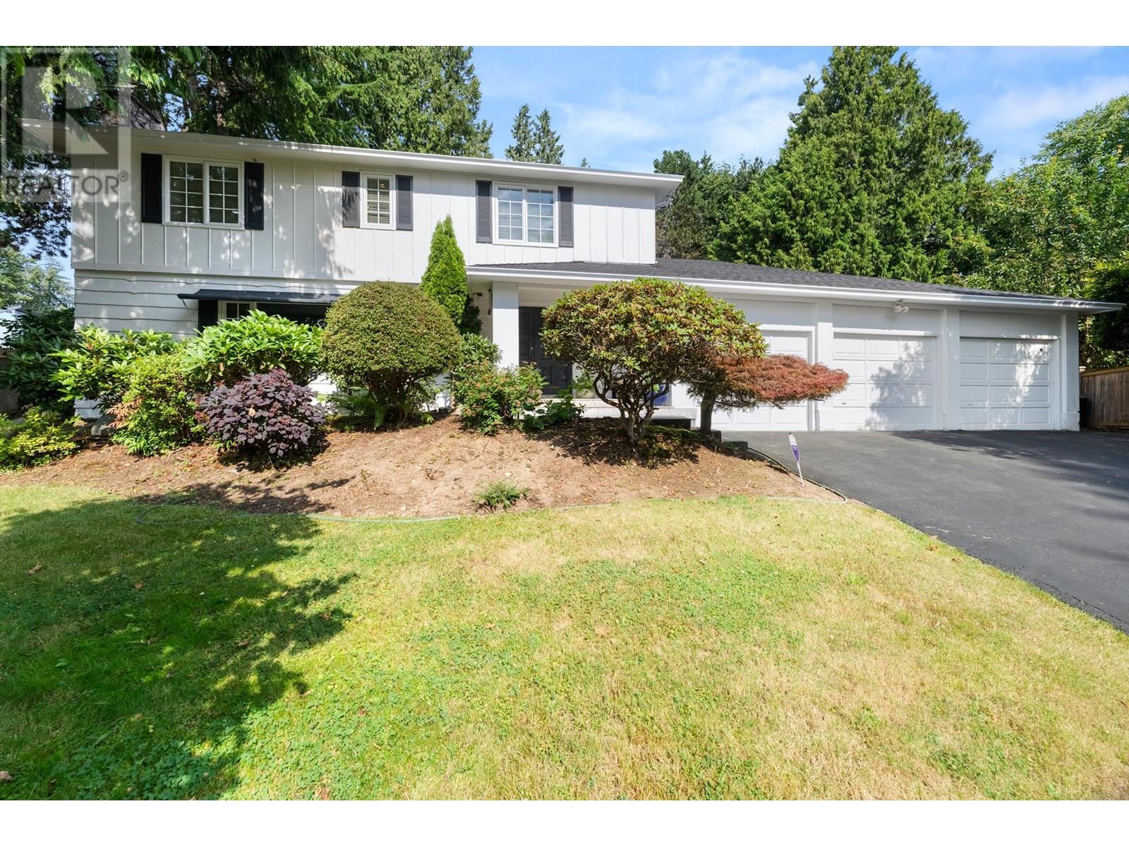 Property at 3 HALSS CRESCENT image 4