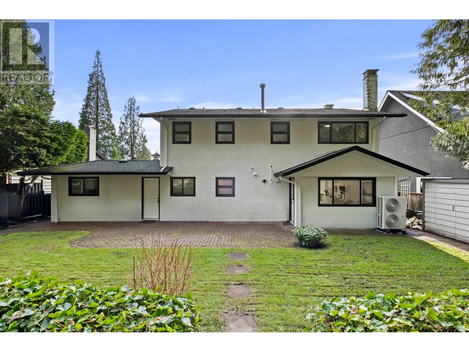 4040 Ruby Avenue, North Vancouver, British Columbia  V7R 4B2 - Photo 30 - R2984511