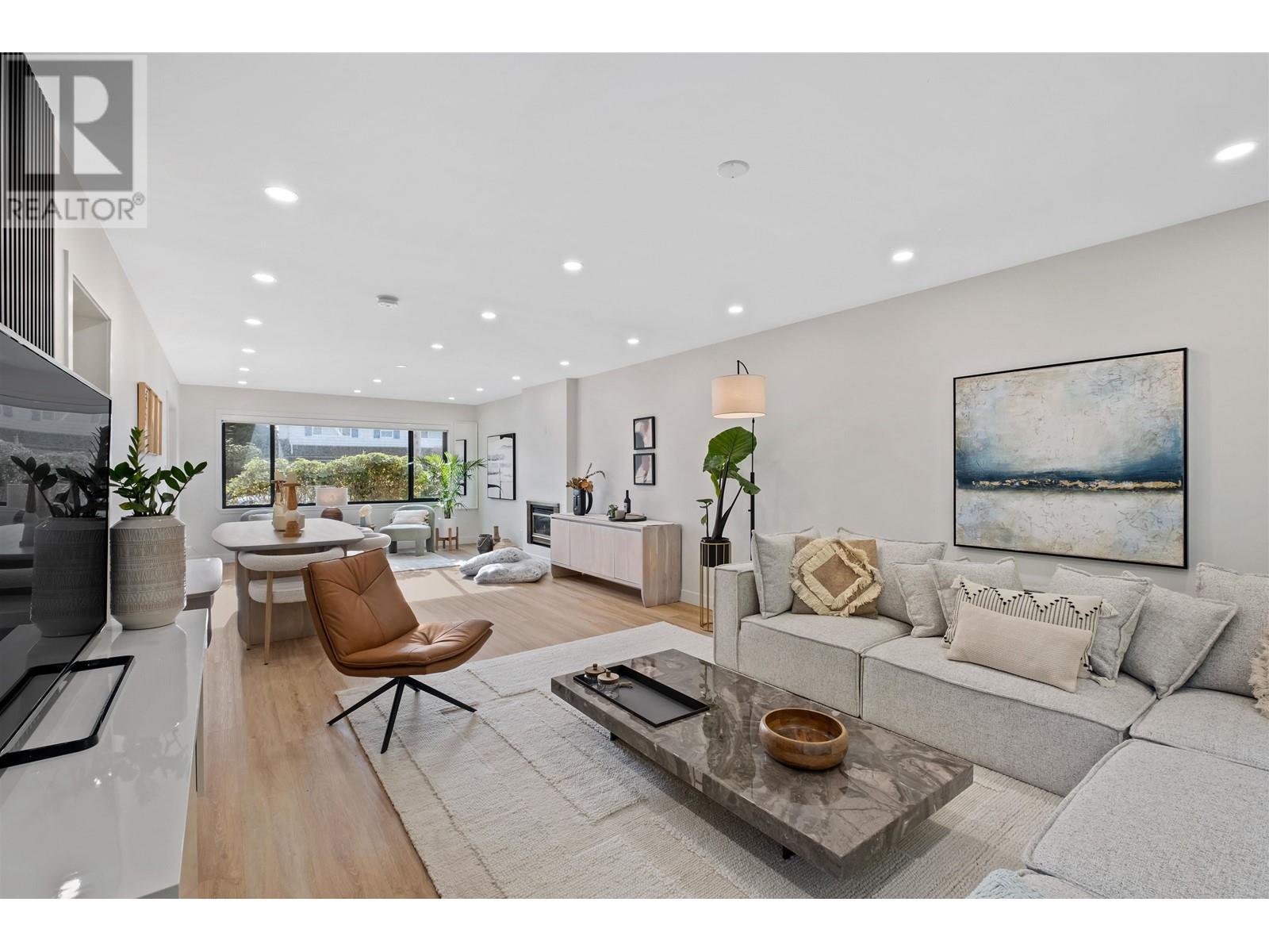 4040 Ruby Avenue, North Vancouver, British Columbia  V7R 4B2 - Photo 7 - R2984511