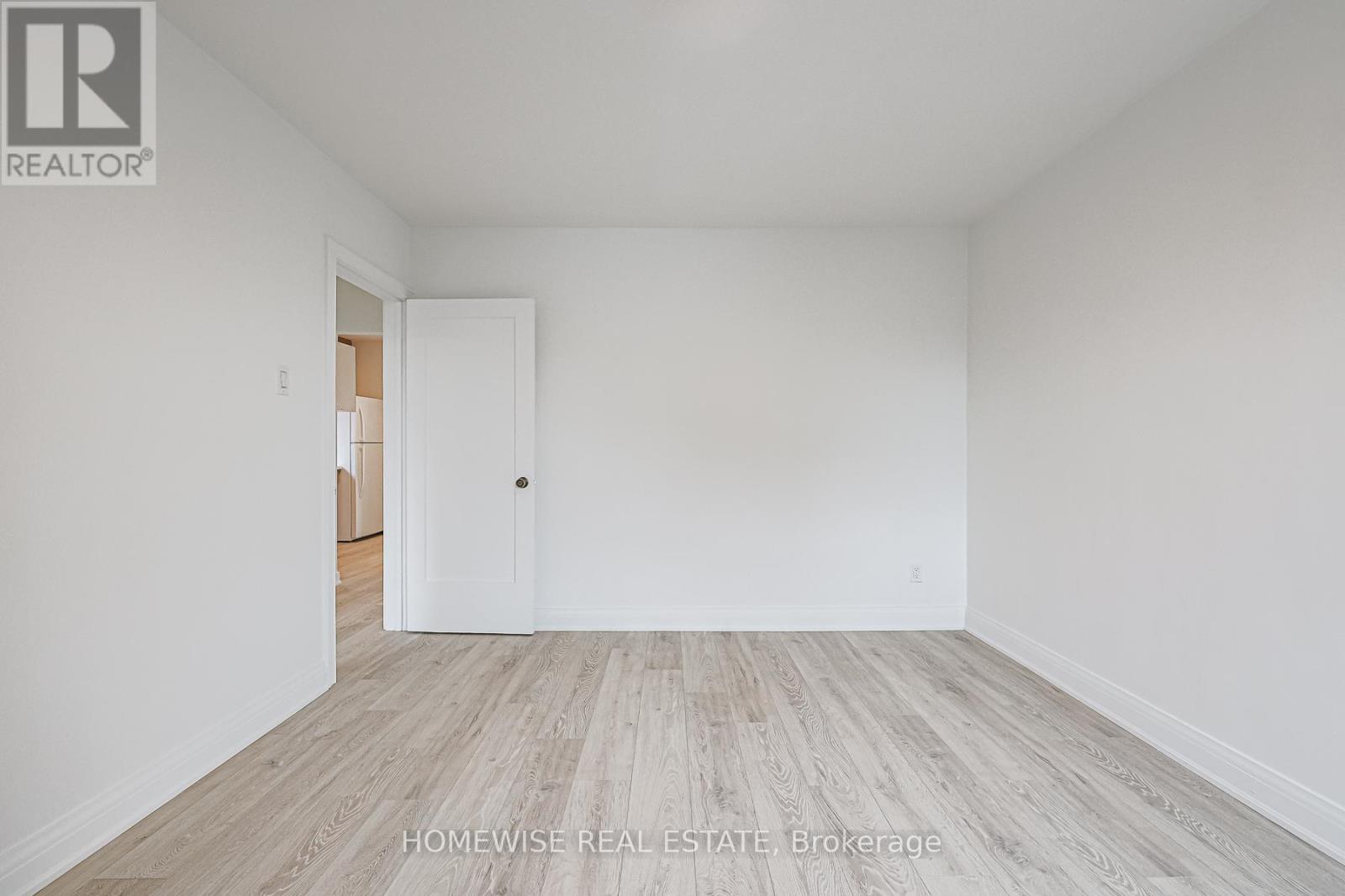 750 Vaughan Road, Toronto, Ontario  M6E 2Z2 - Photo 19 - C12054702