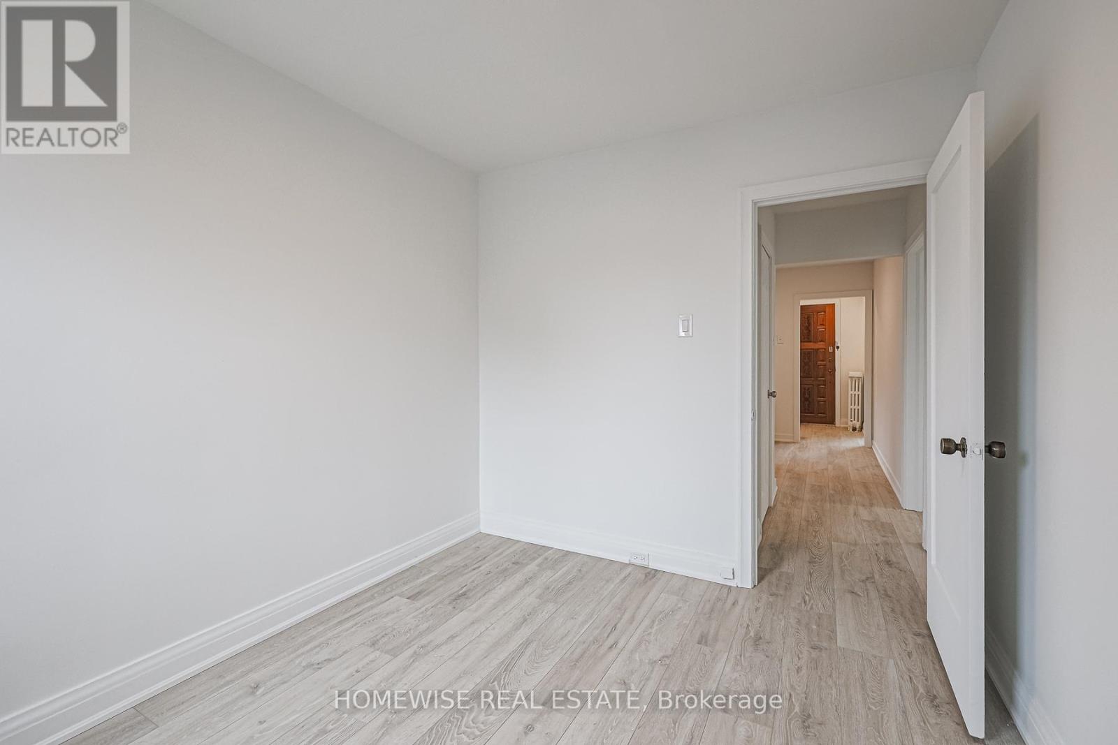750 Vaughan Road, Toronto, Ontario  M6E 2Z2 - Photo 22 - C12054702