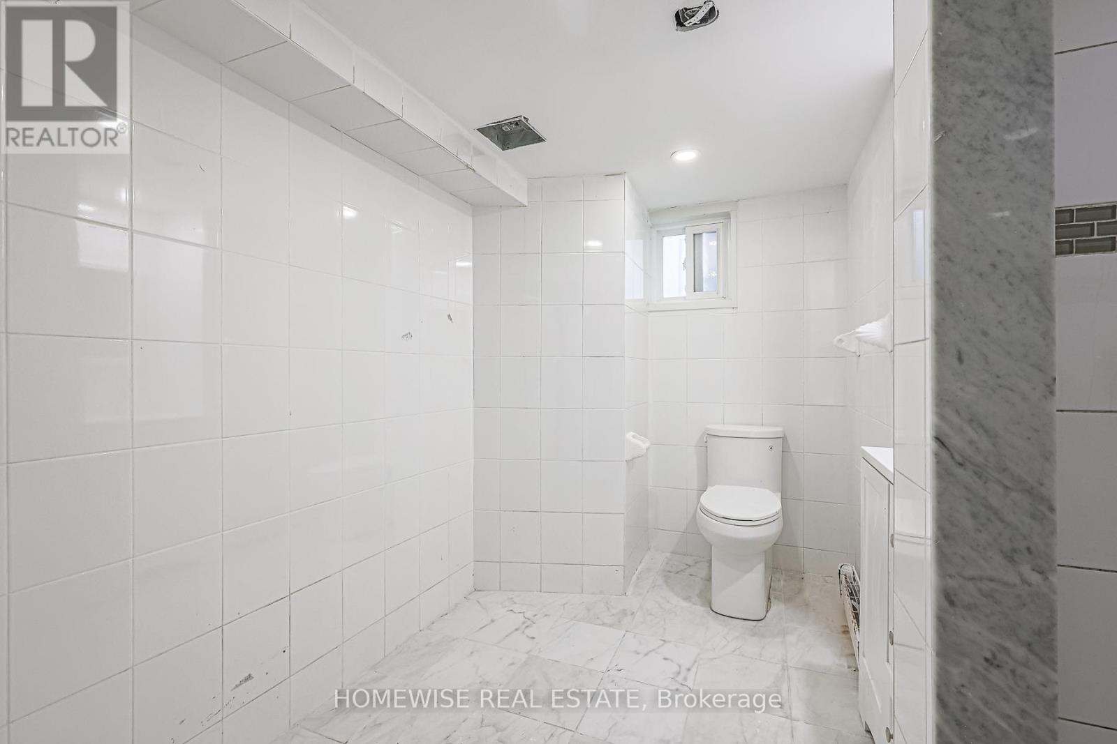 750 Vaughan Road, Toronto, Ontario  M6E 2Z2 - Photo 24 - C12054702