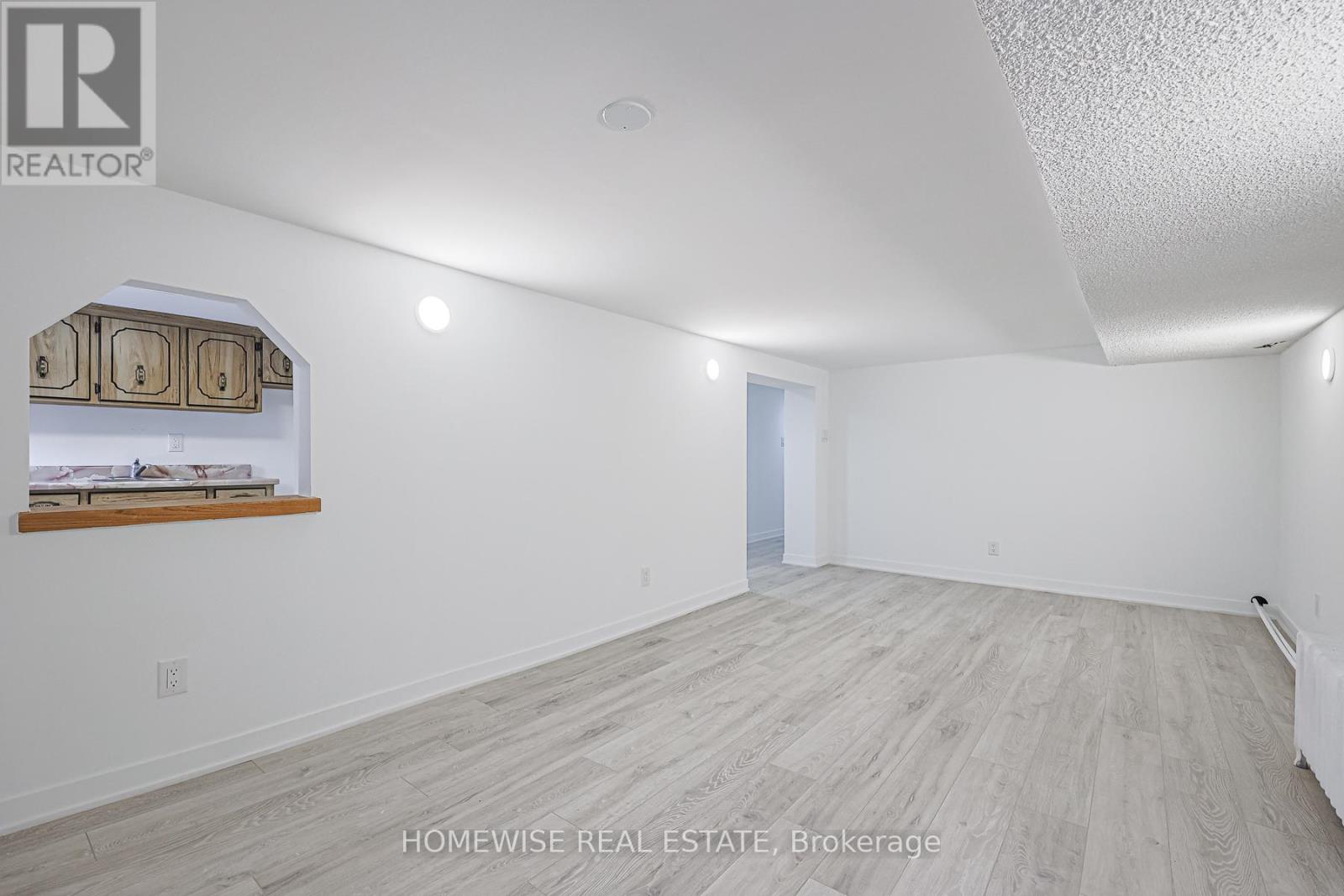 750 Vaughan Road, Toronto, Ontario  M6E 2Z2 - Photo 31 - C12054702