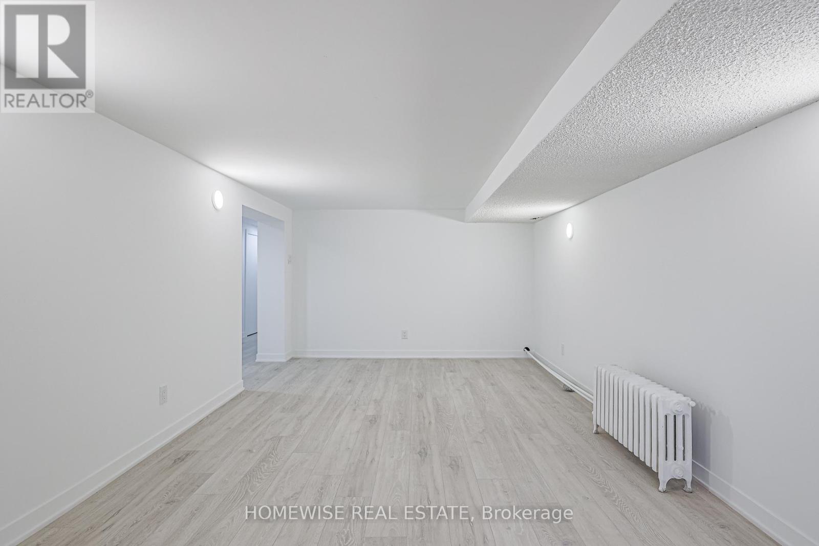 750 Vaughan Road, Toronto, Ontario  M6E 2Z2 - Photo 32 - C12054702