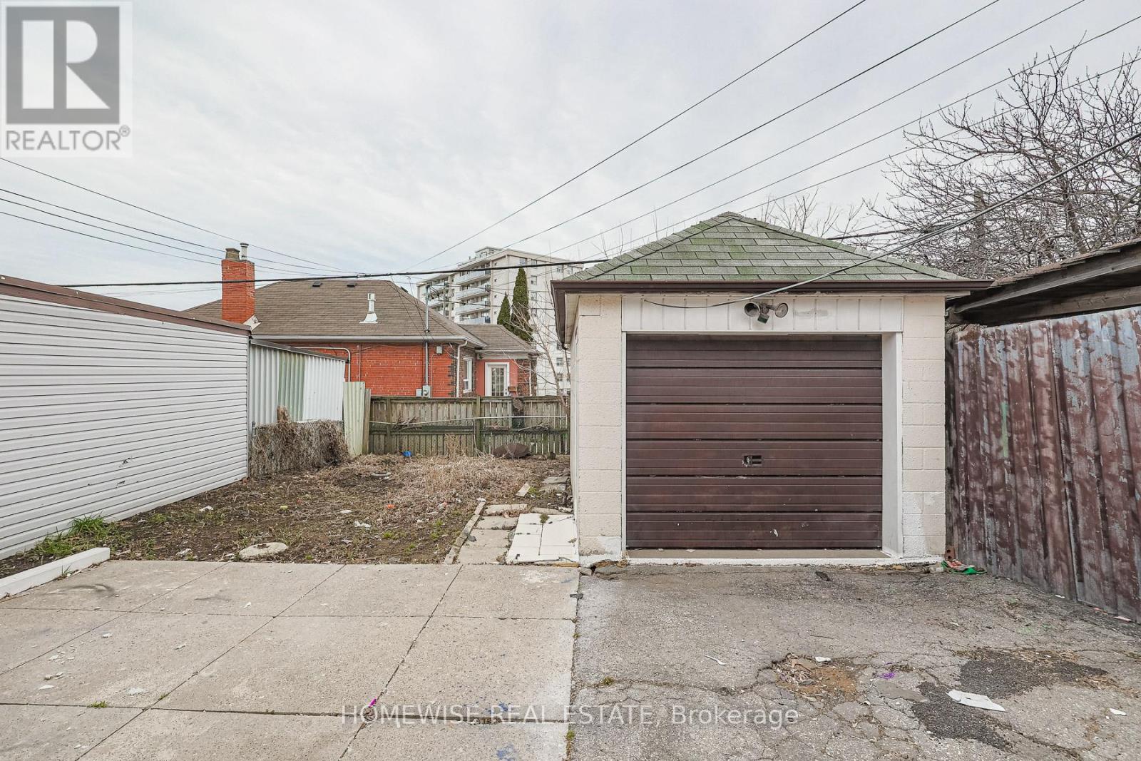750 Vaughan Road, Toronto, Ontario  M6E 2Z2 - Photo 39 - C12054702