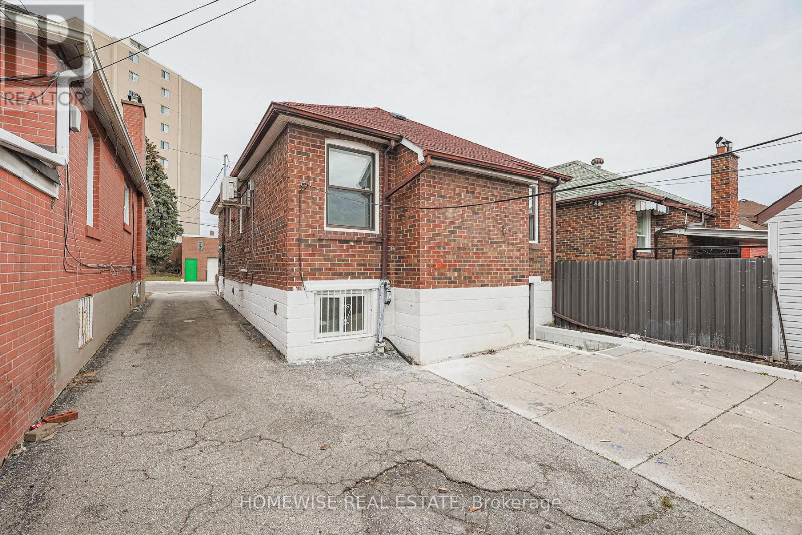 750 Vaughan Road, Toronto, Ontario  M6E 2Z2 - Photo 41 - C12054702