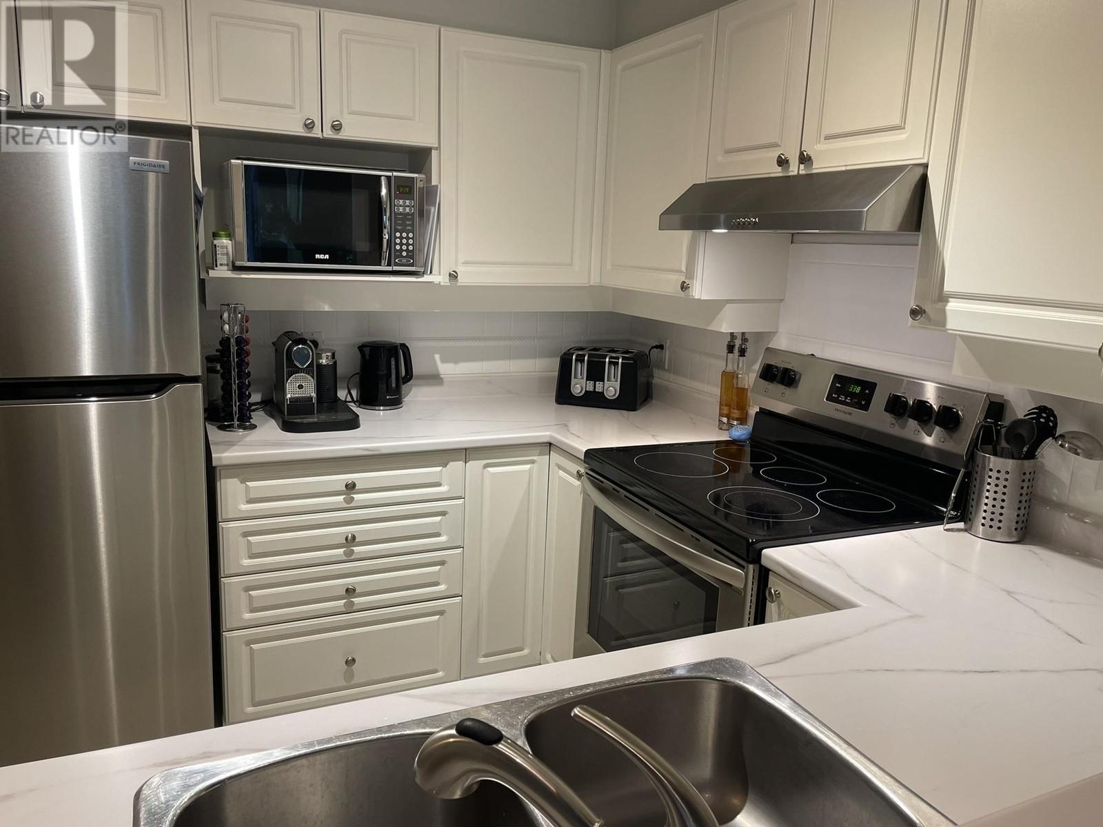 328 3600 Windcrest Drive, North Vancouver, British Columbia  V7G 2S5 - Photo 6 - R2984405